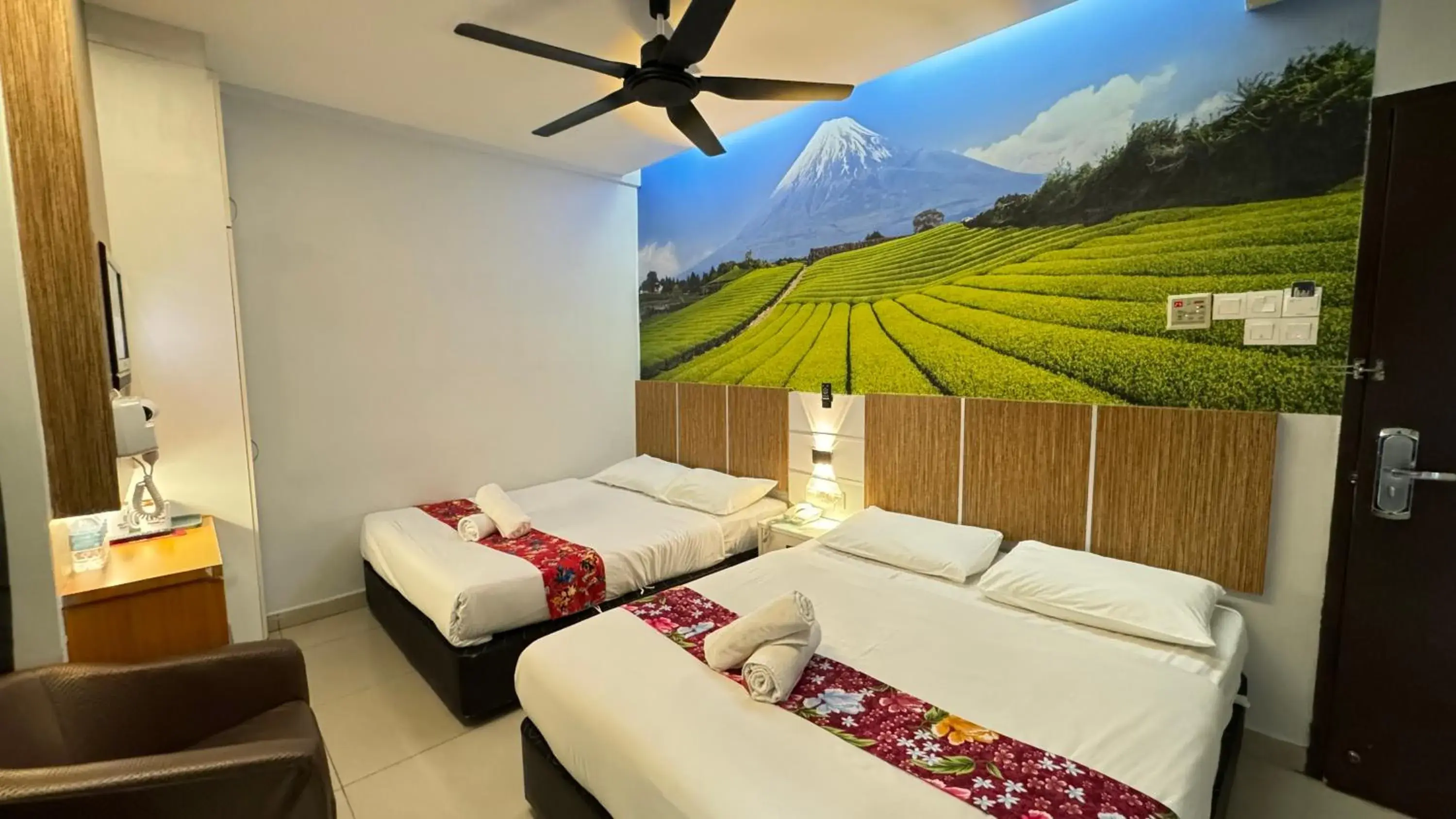 Family Room Window in Best View Hotel Bandar Sunway # Near Sunway Medical-Pyramid-Lagoon Family Room Window in Best View Hotel Bandar Sunway # Near Sunway Medical-Pyramid-Lagoon