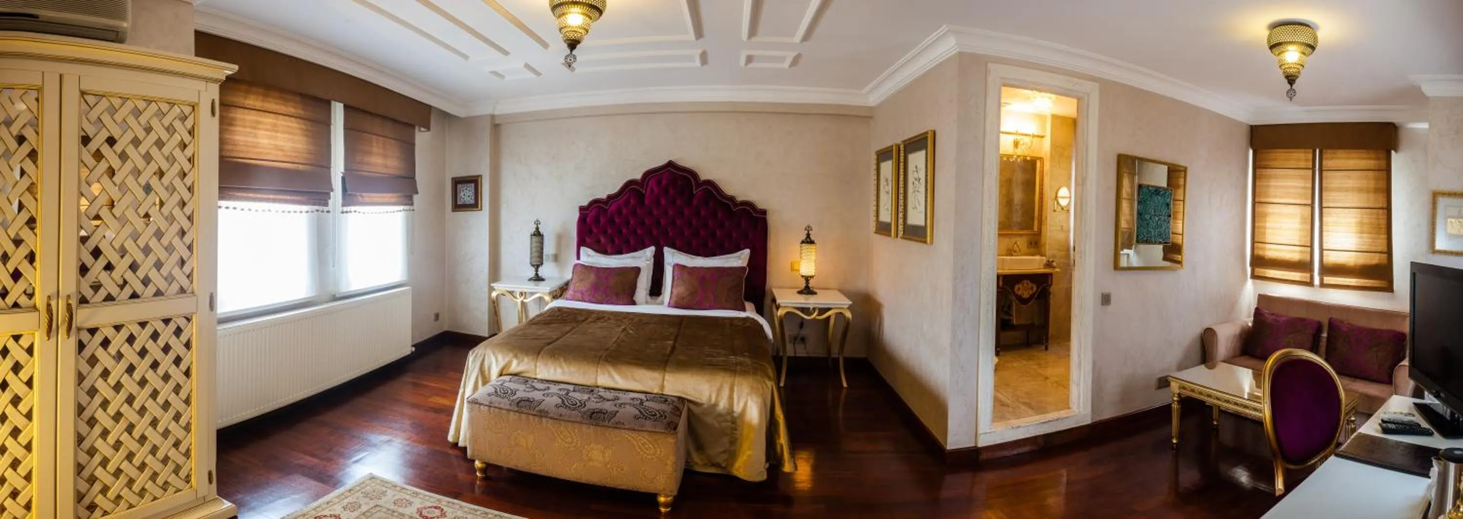 Photo of the whole room, Bed in İstanbul Bosphorus Hotel Symbola
