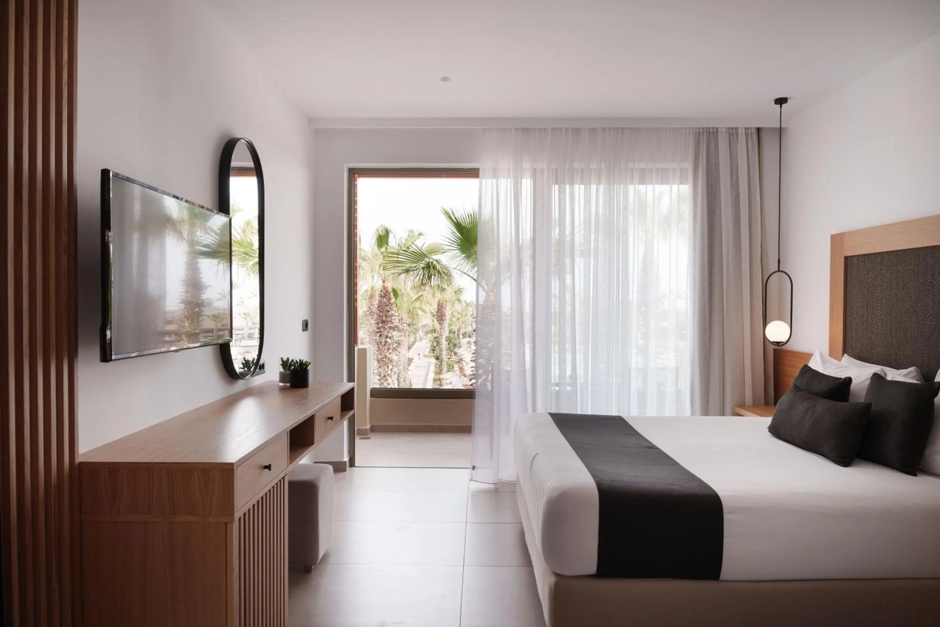 Bed in Stella Palace Aqua Park Resort