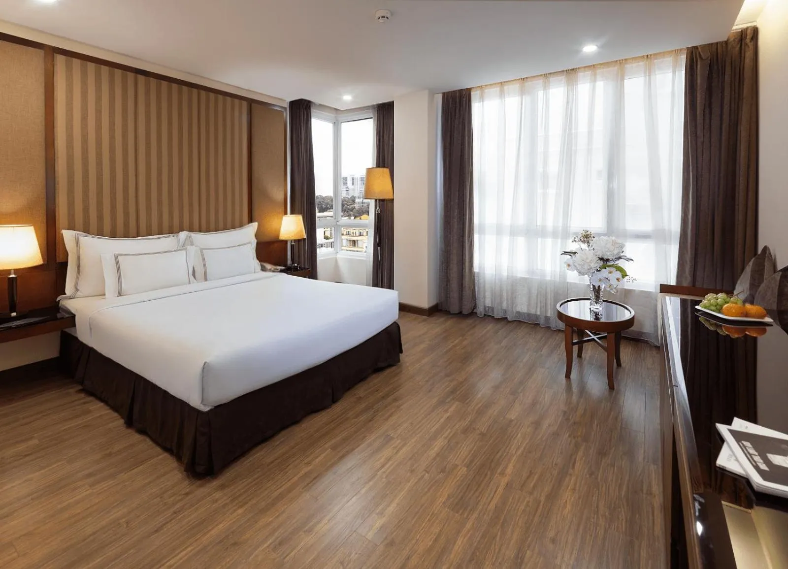 Bedroom, Bed in Paragon Saigon Hotel