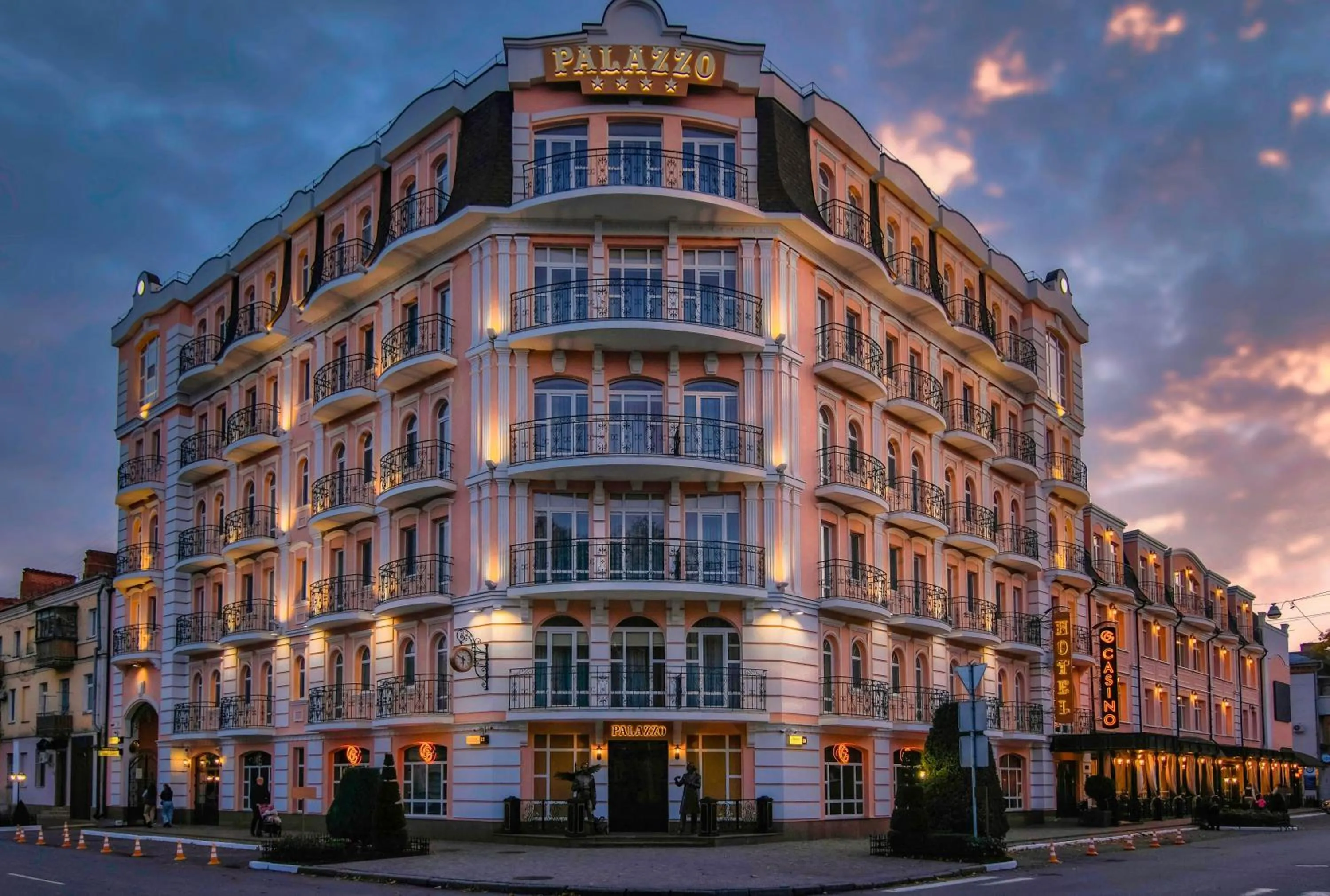 Facade/entrance in Premier Hotel Palazzo