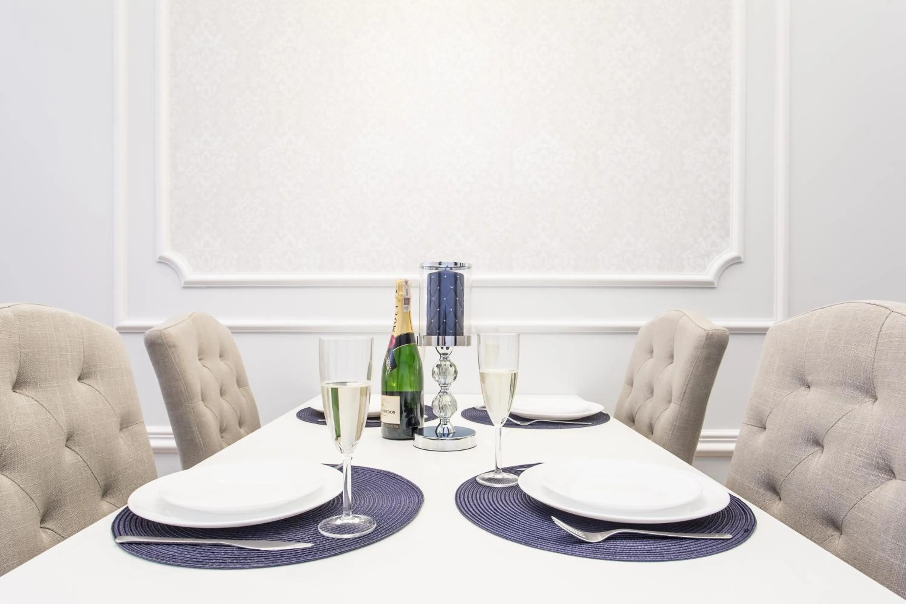 Dining area in Main Square Apartments