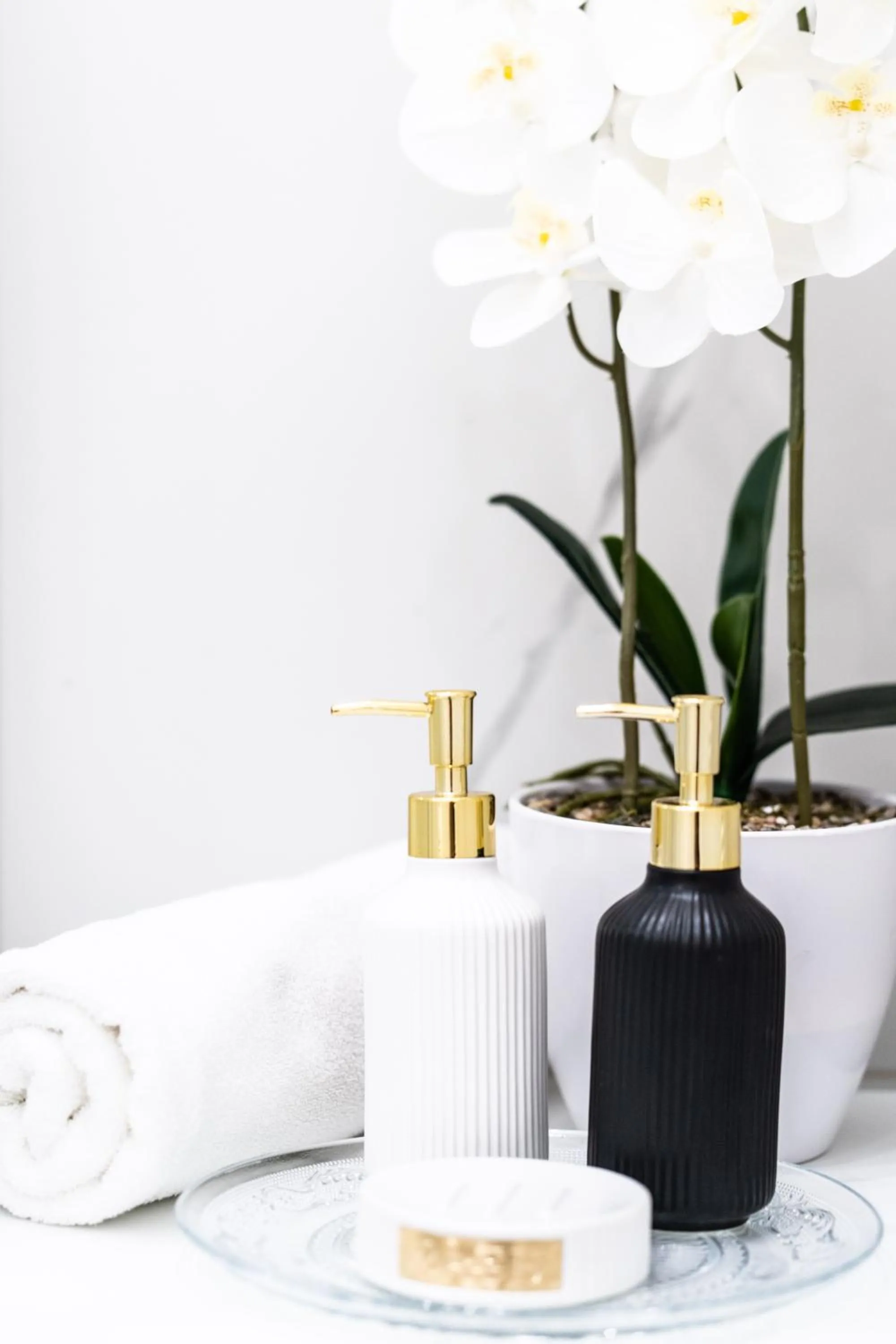 Decorative detail in Main Square Apartments