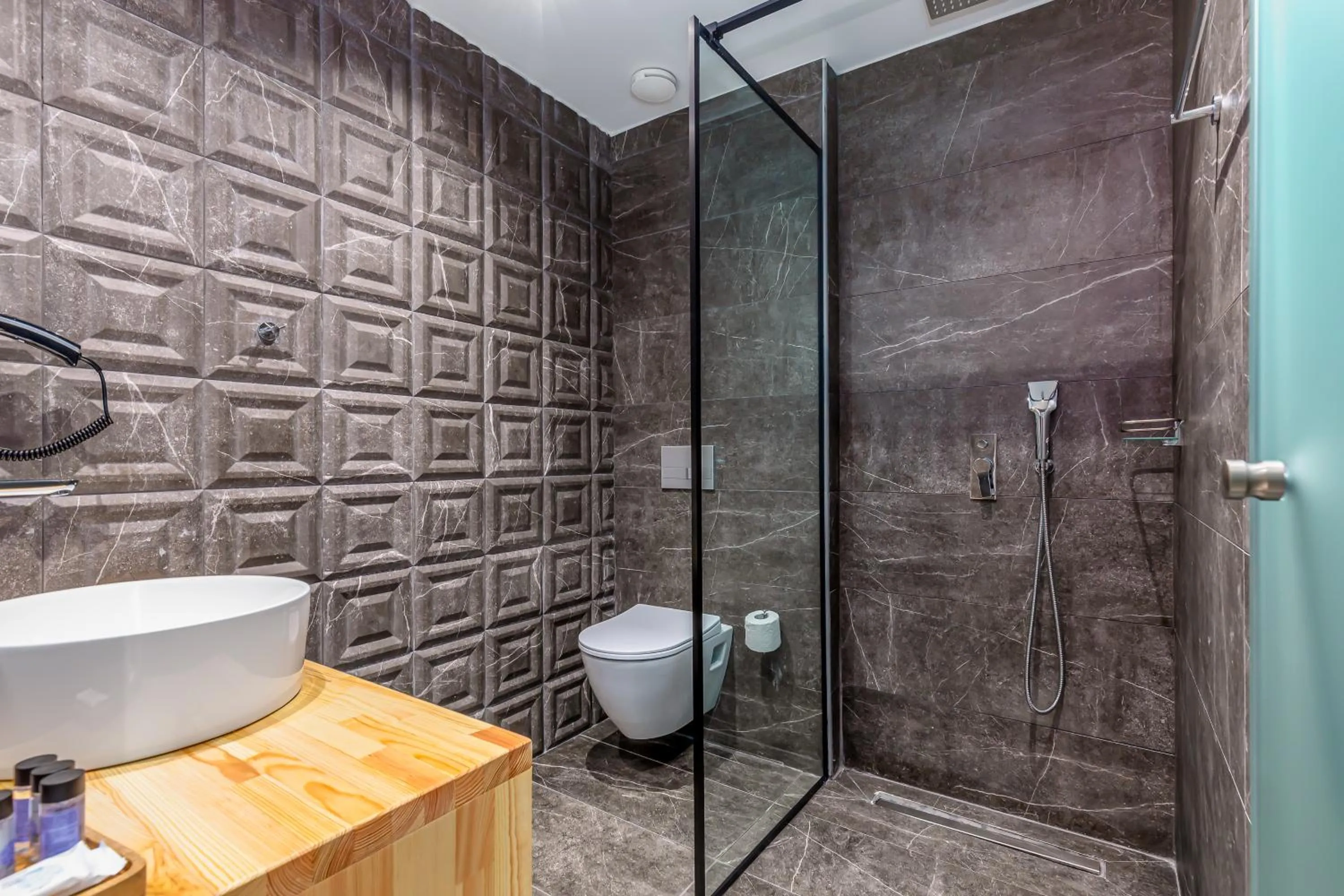 Shower in Anasa Corfu