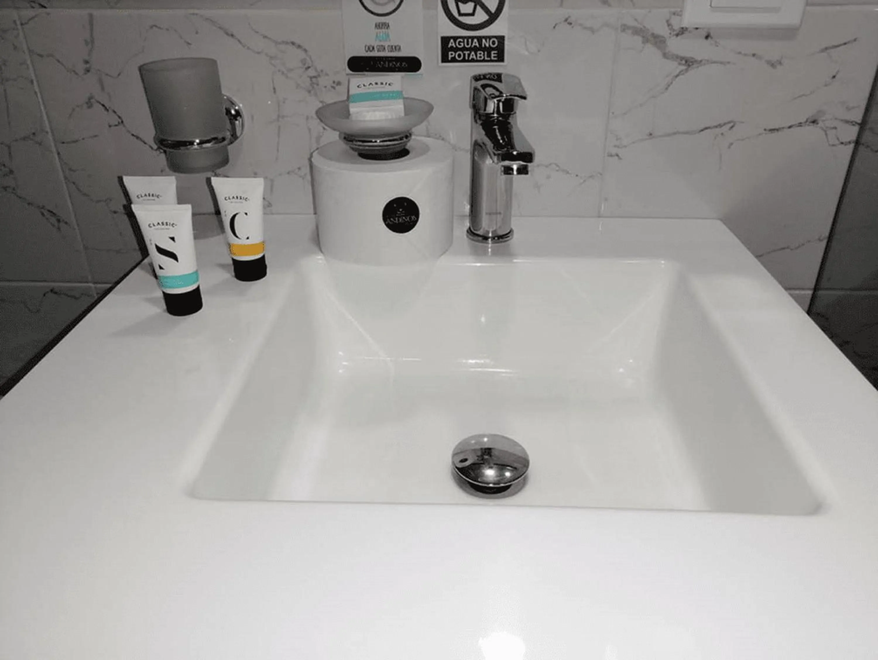 Bathroom in Hotel Andinos Plaza Florencia