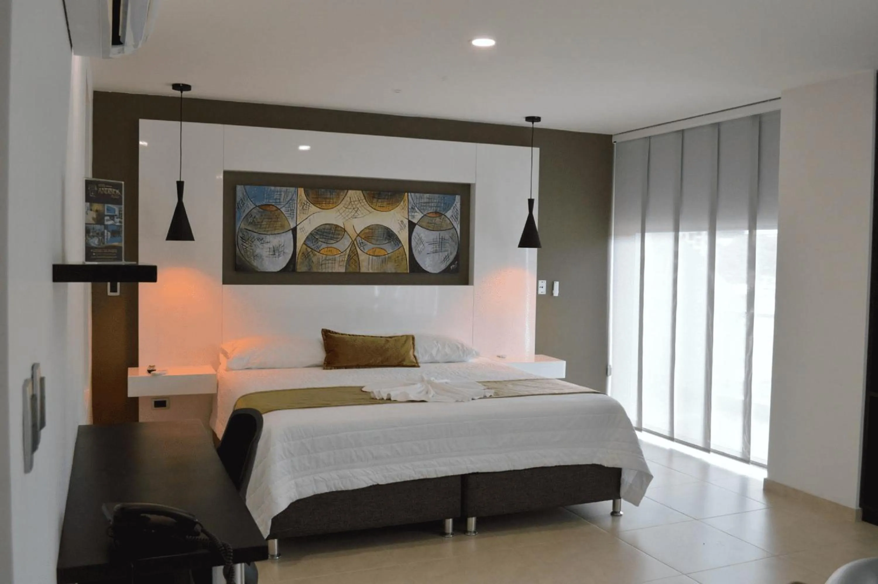 Bedroom, Bed in Hotel Andinos Plaza Florencia