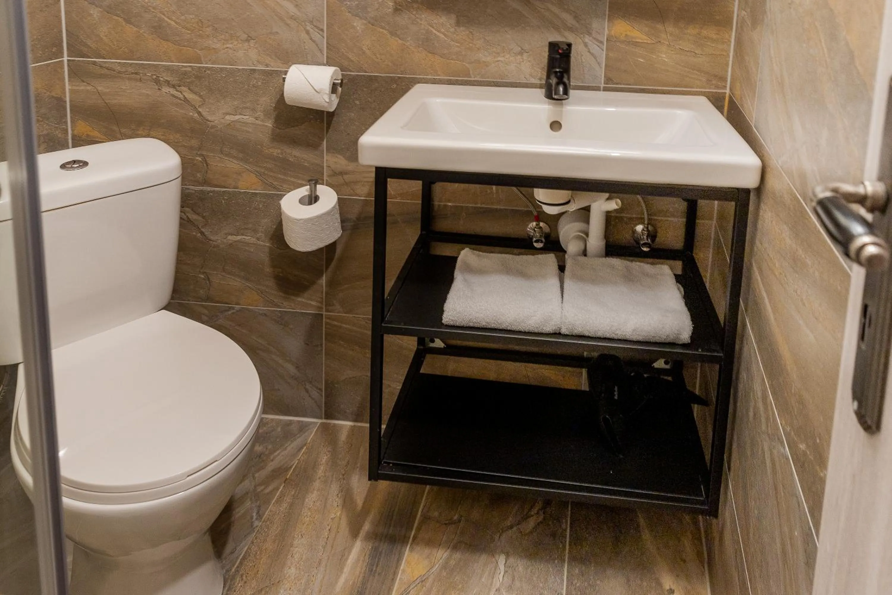 Toilet in Hotel Arena Maribor