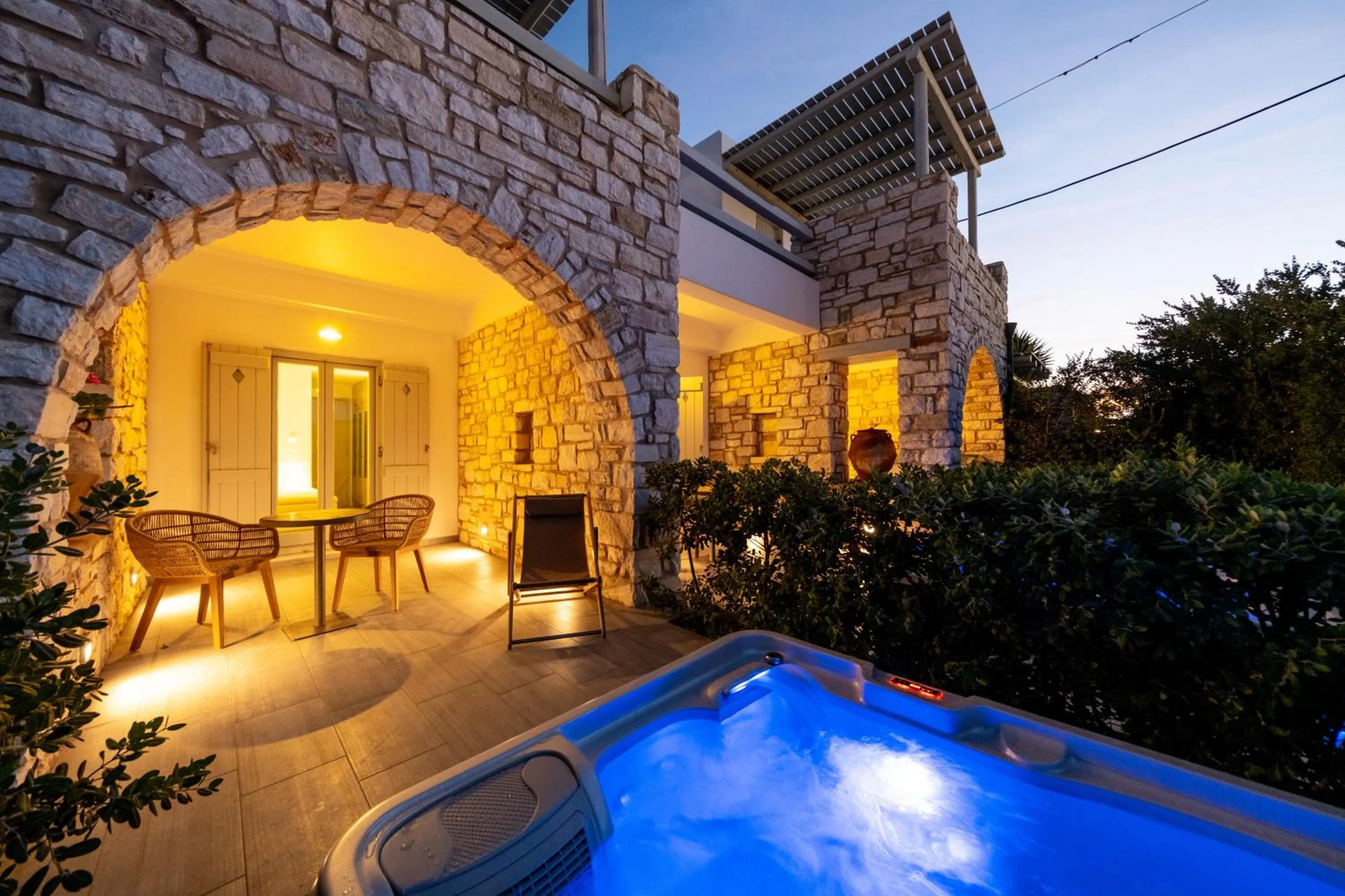 Hot Tub in Anemomylos Residence