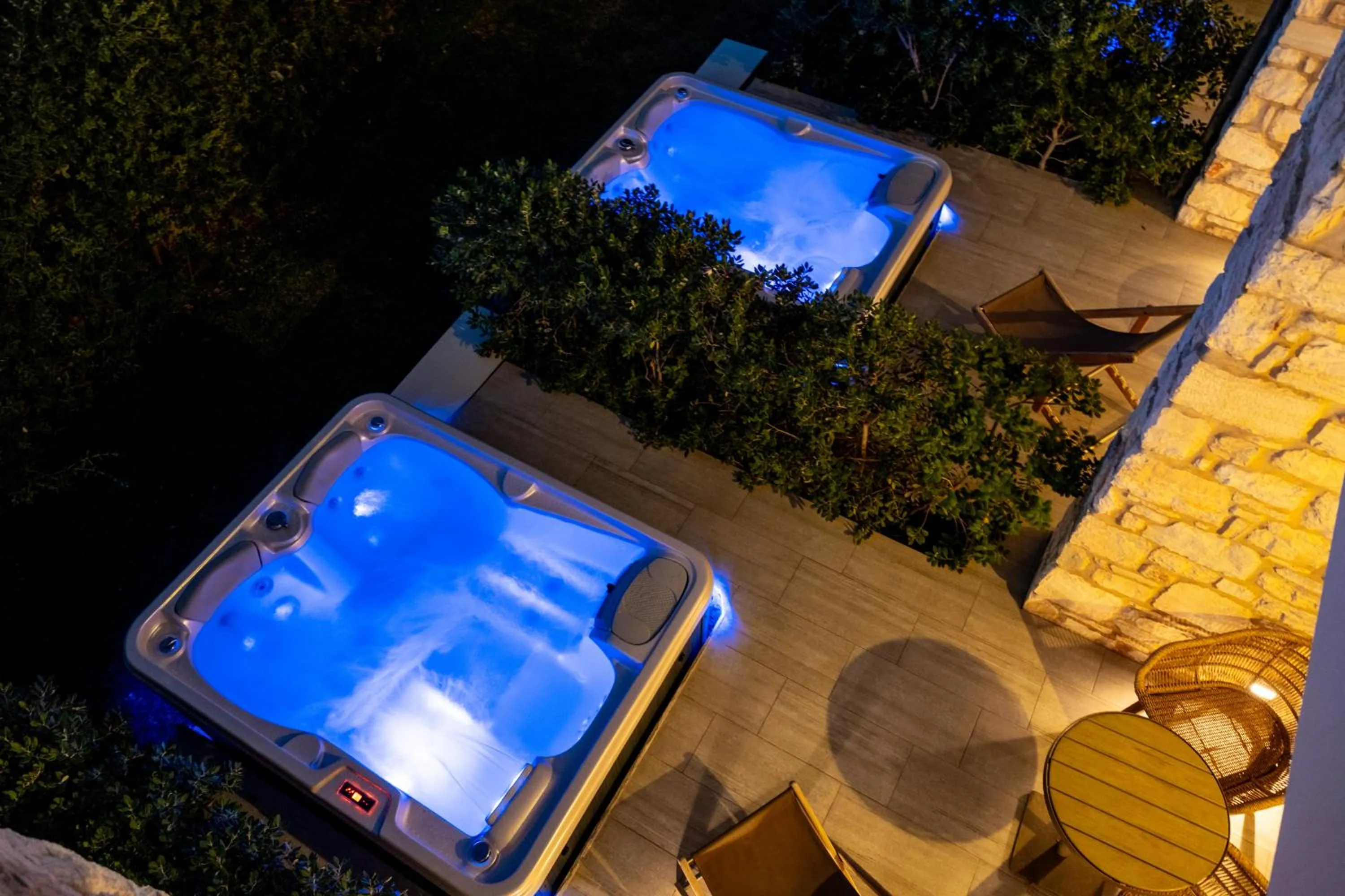 Hot Tub in Anemomylos Residence