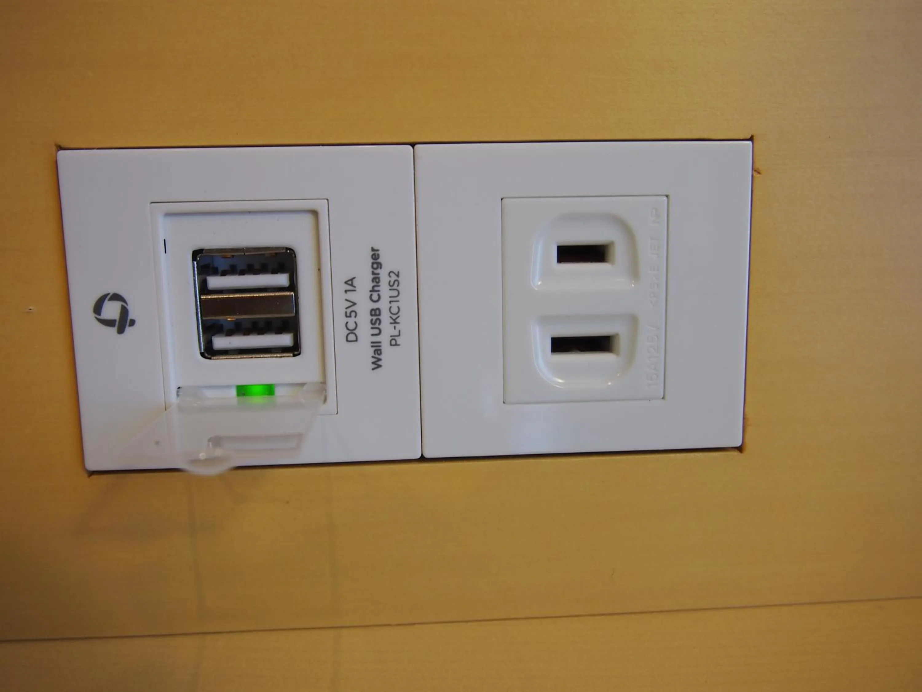 Decorative detail in Hotel Sunroute Kumamoto