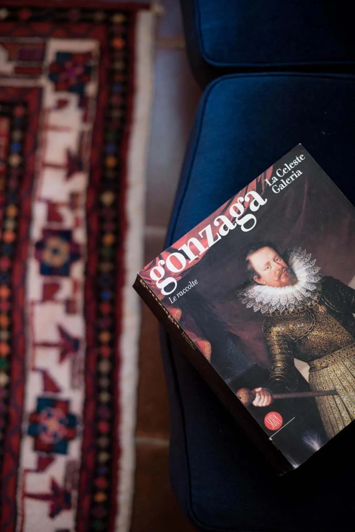 Library in La Celeste Galeria