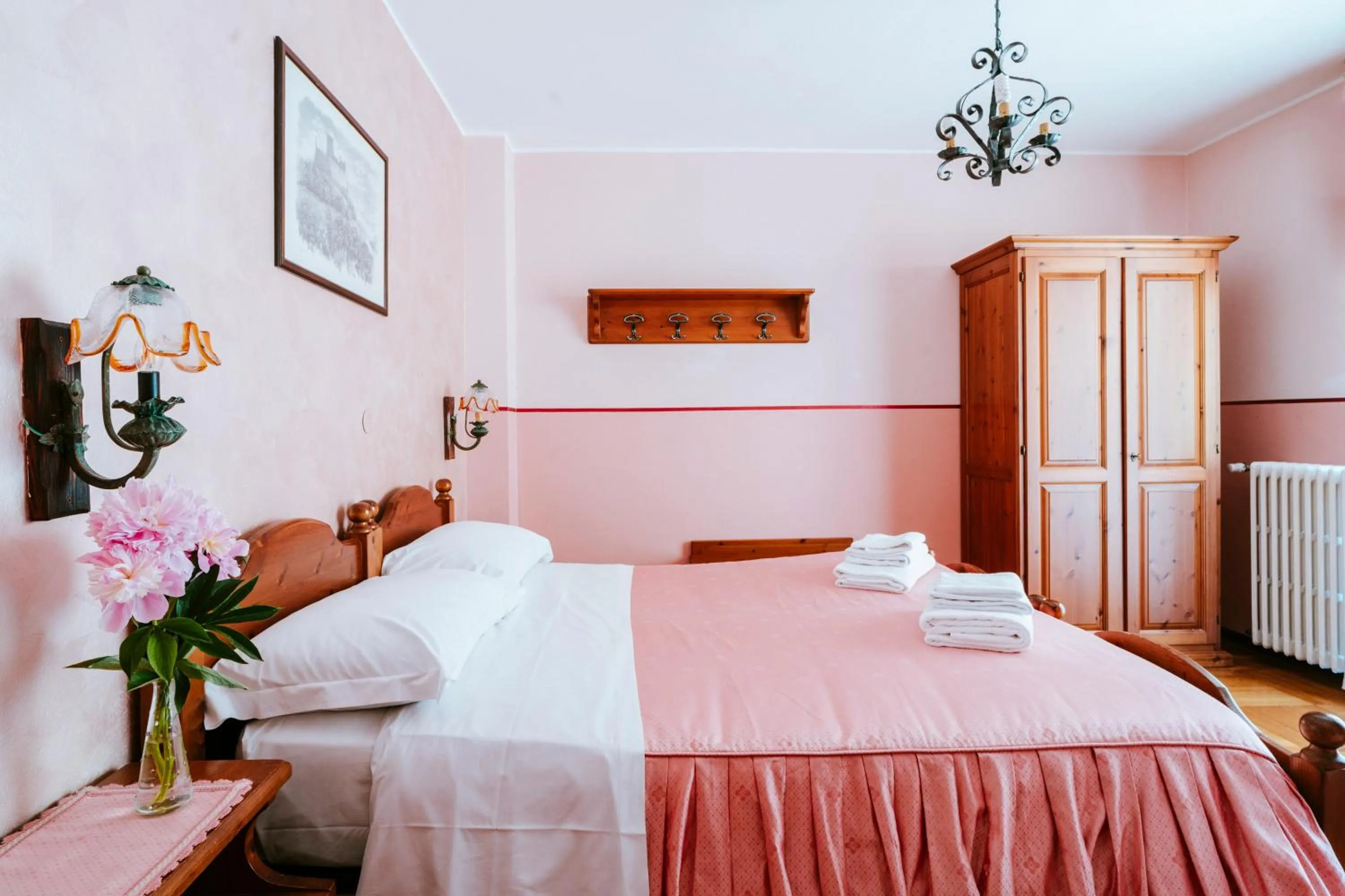 Bed in Hotel Napoleon