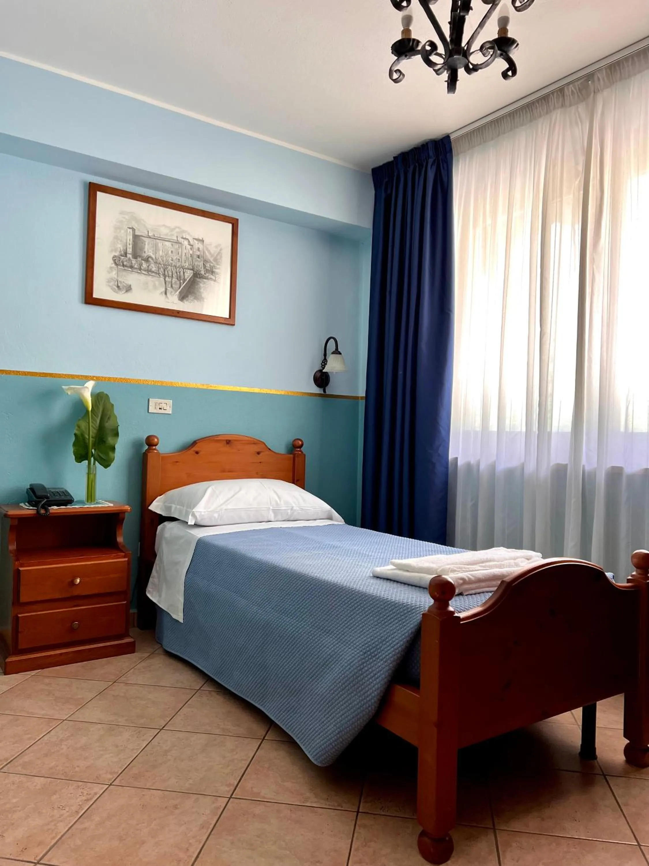 Bed in Hotel Napoleon