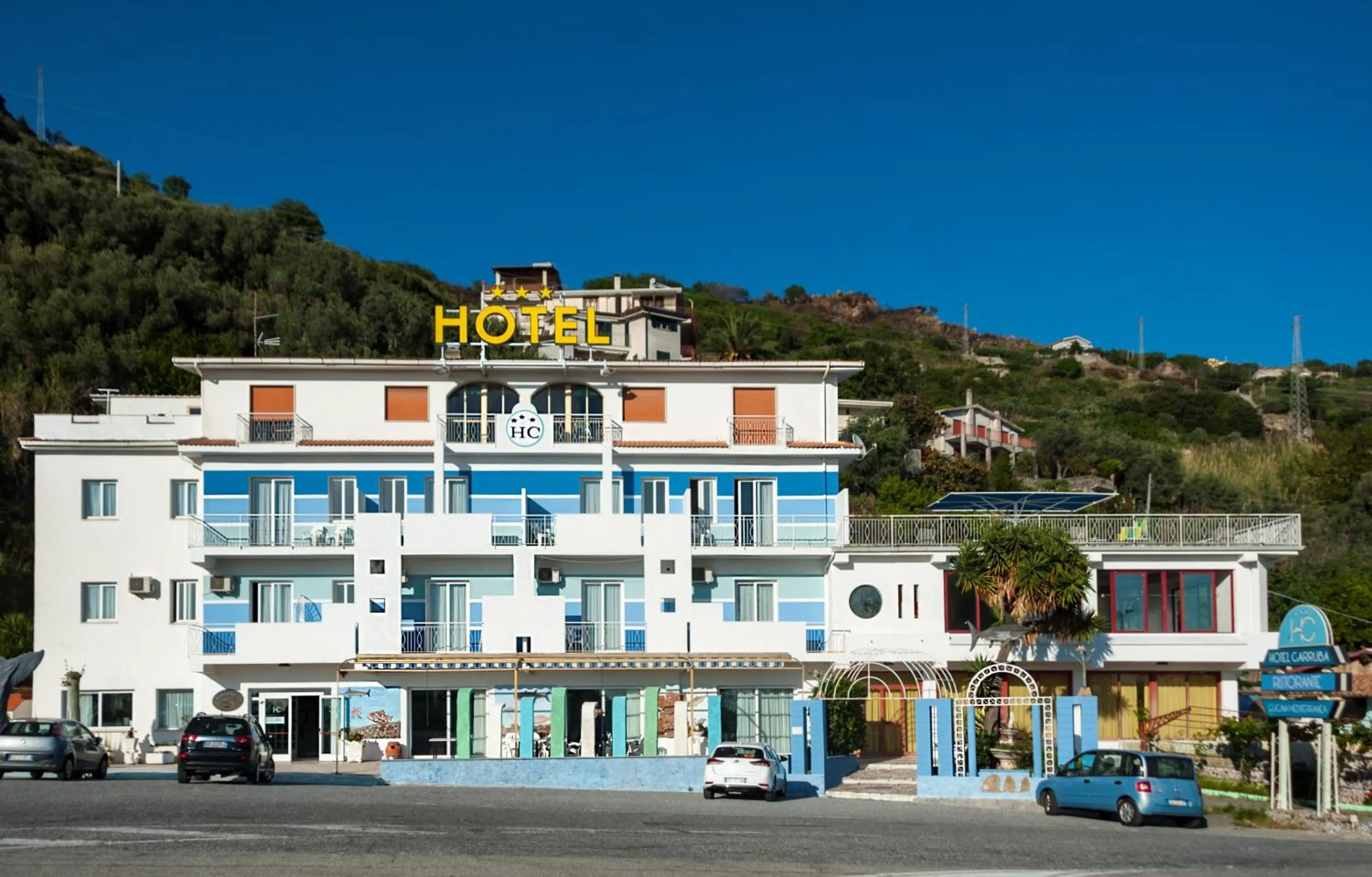 Property building in Hotel La Carruba