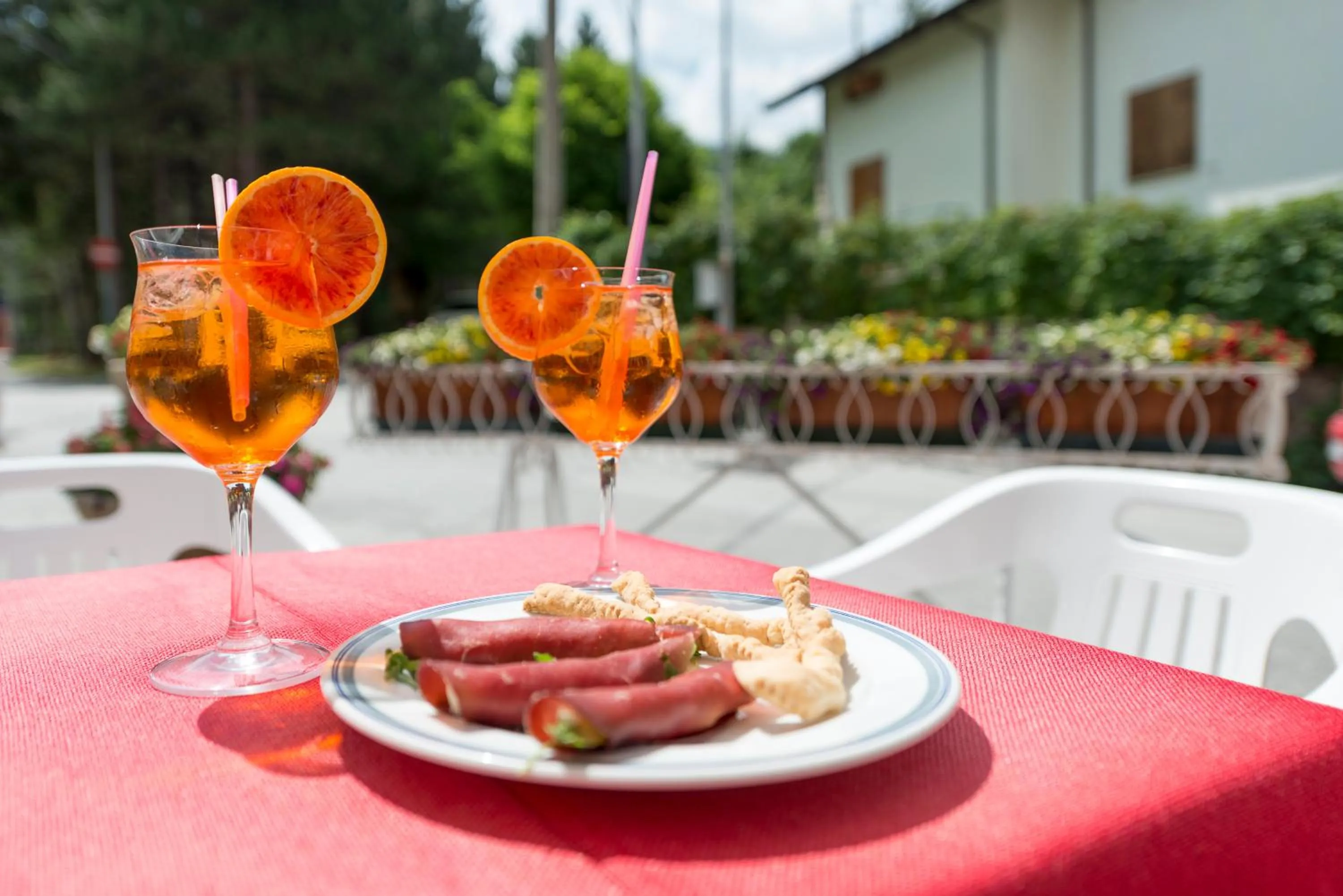 Drinks in Hotel Iris