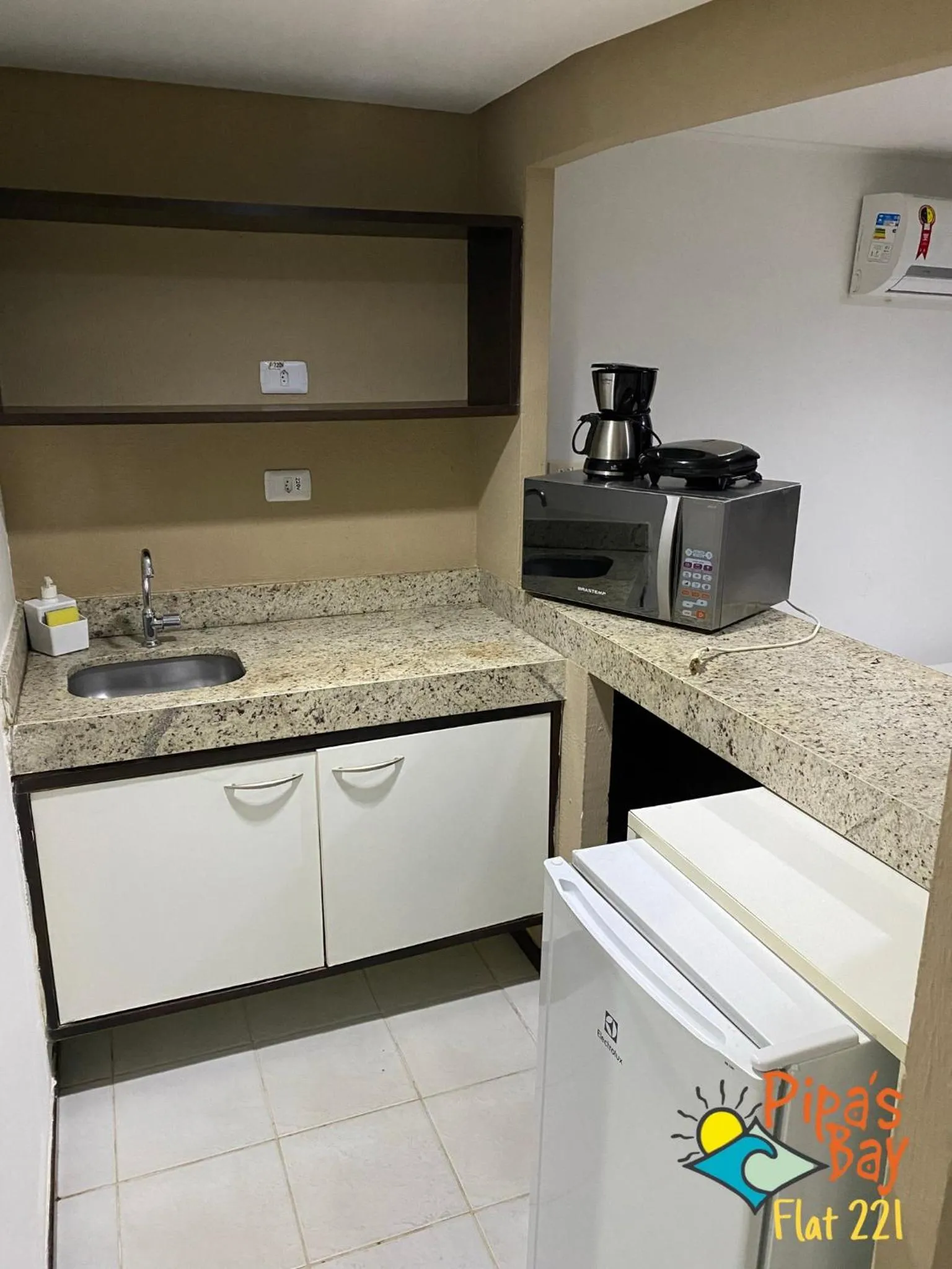 Coffee/tea facilities in Flat Pipa's Bay 221