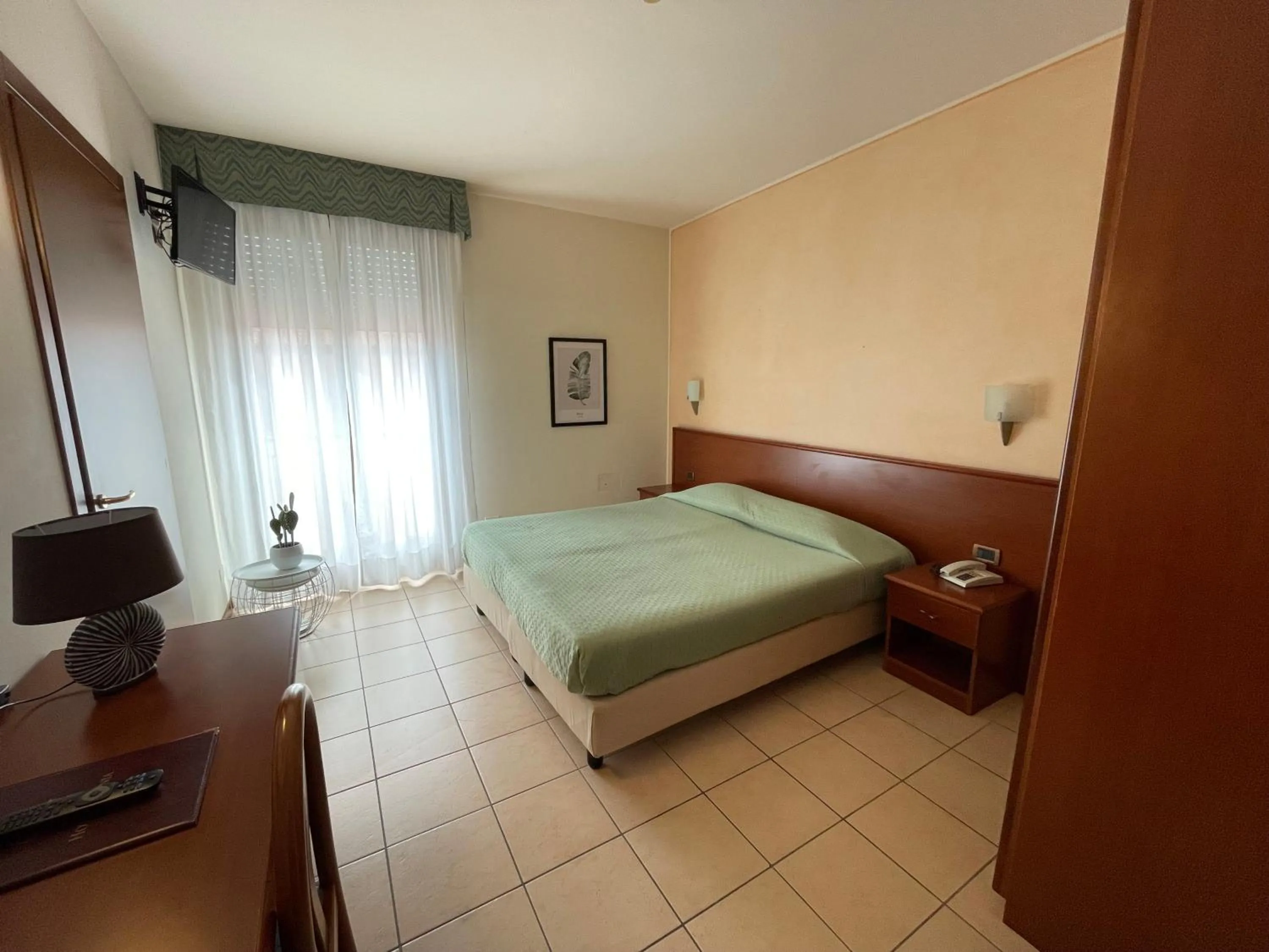 Bed in Hotel Virginia