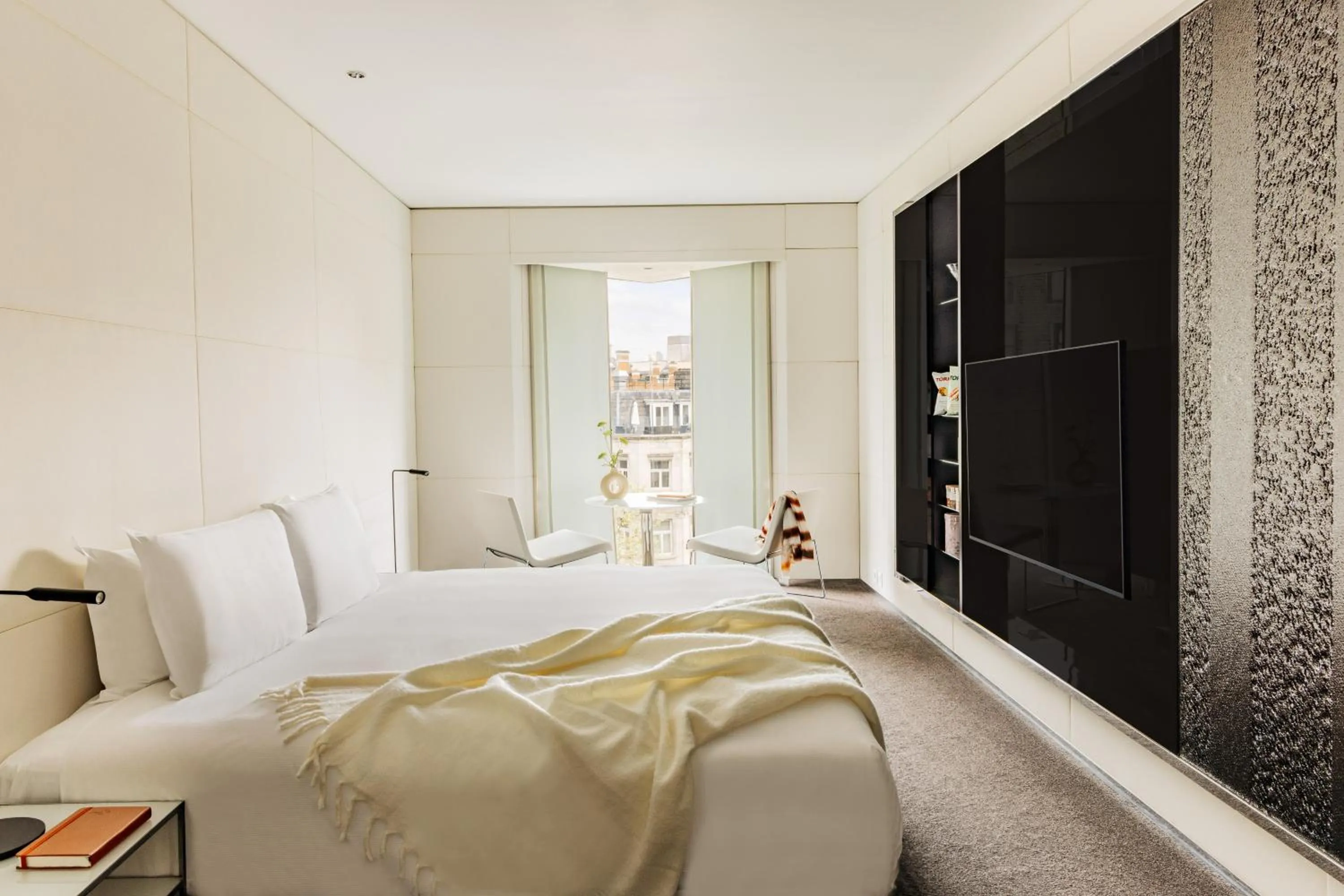 Bed in ME London by Melia - Covent Garden