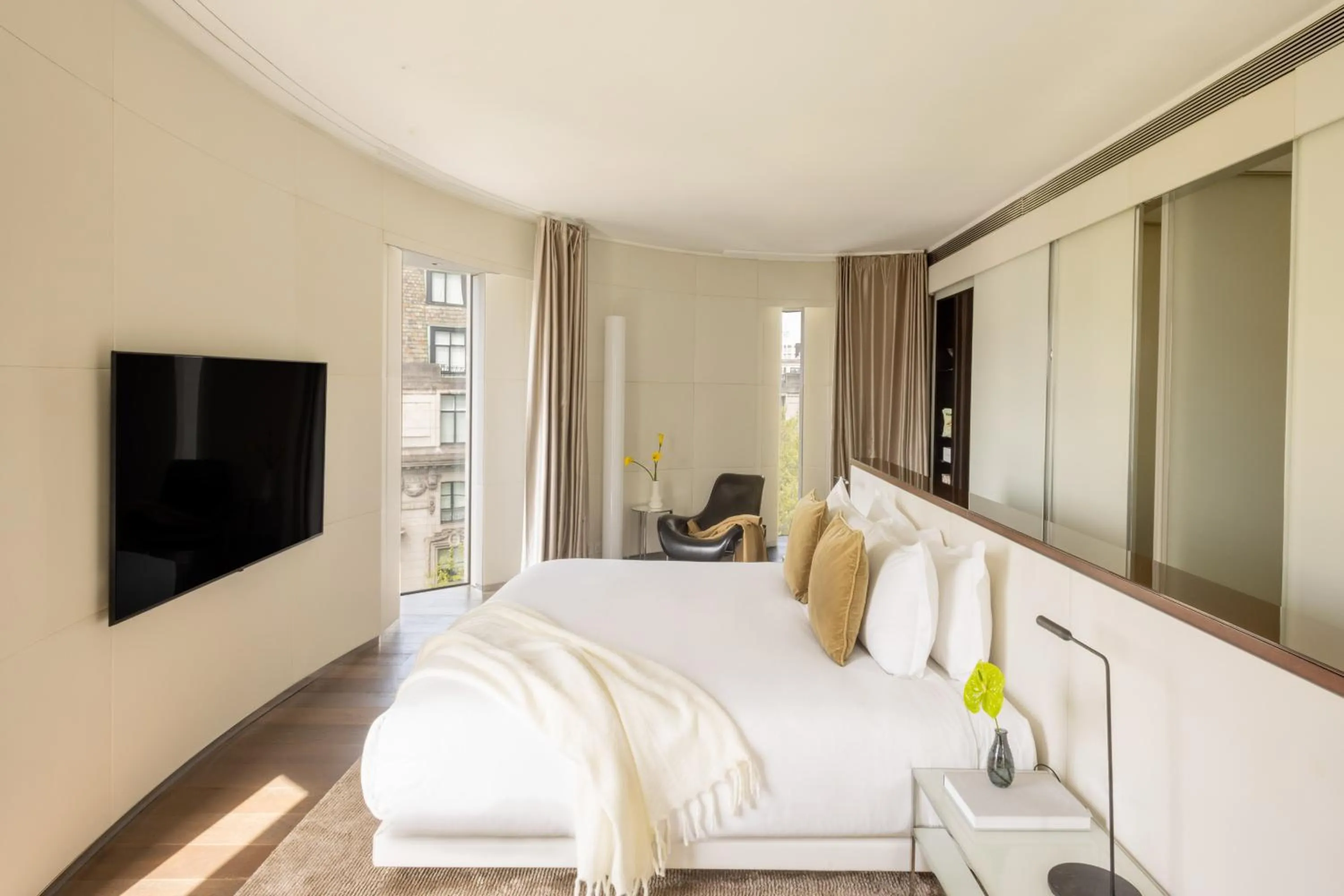 Bedroom, Bed in ME London by Melia - Covent Garden