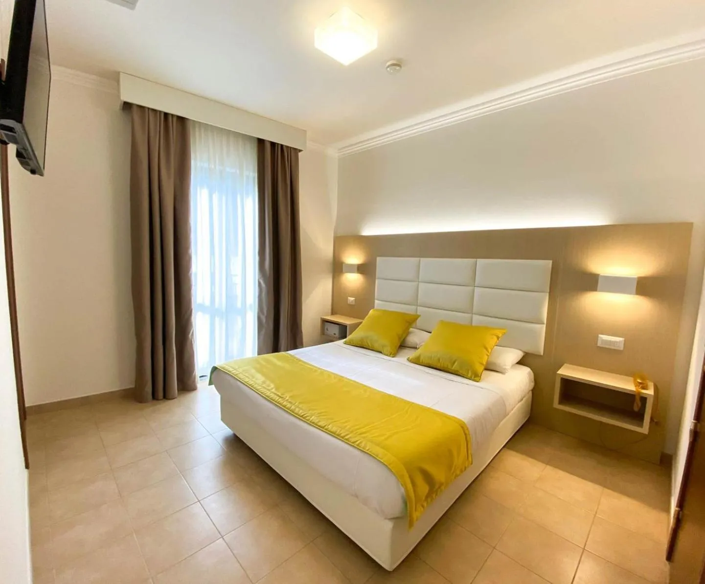 Bed in Le Naiadi Park Hotel Sul Lago