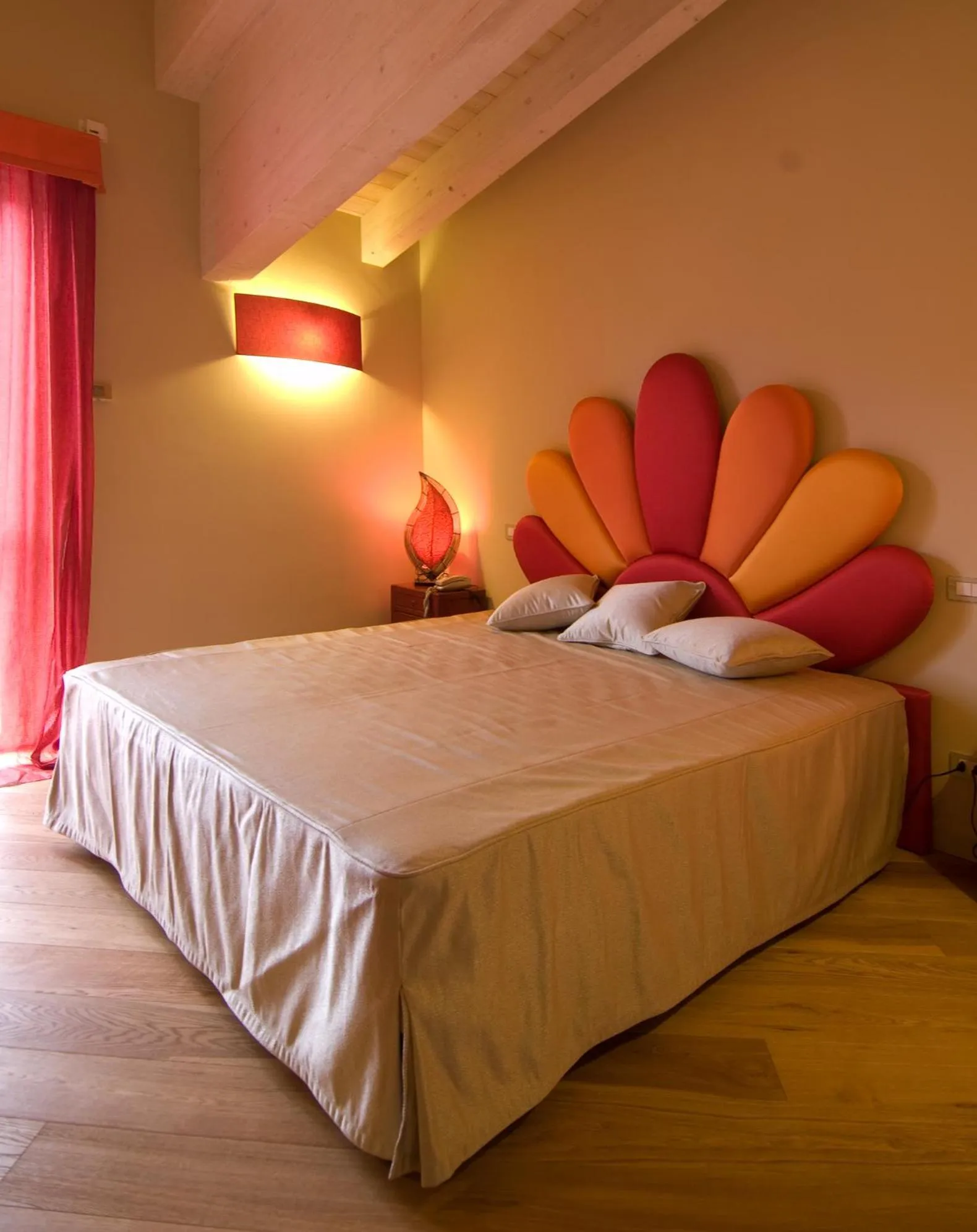 Bed in Malpassuti Resort