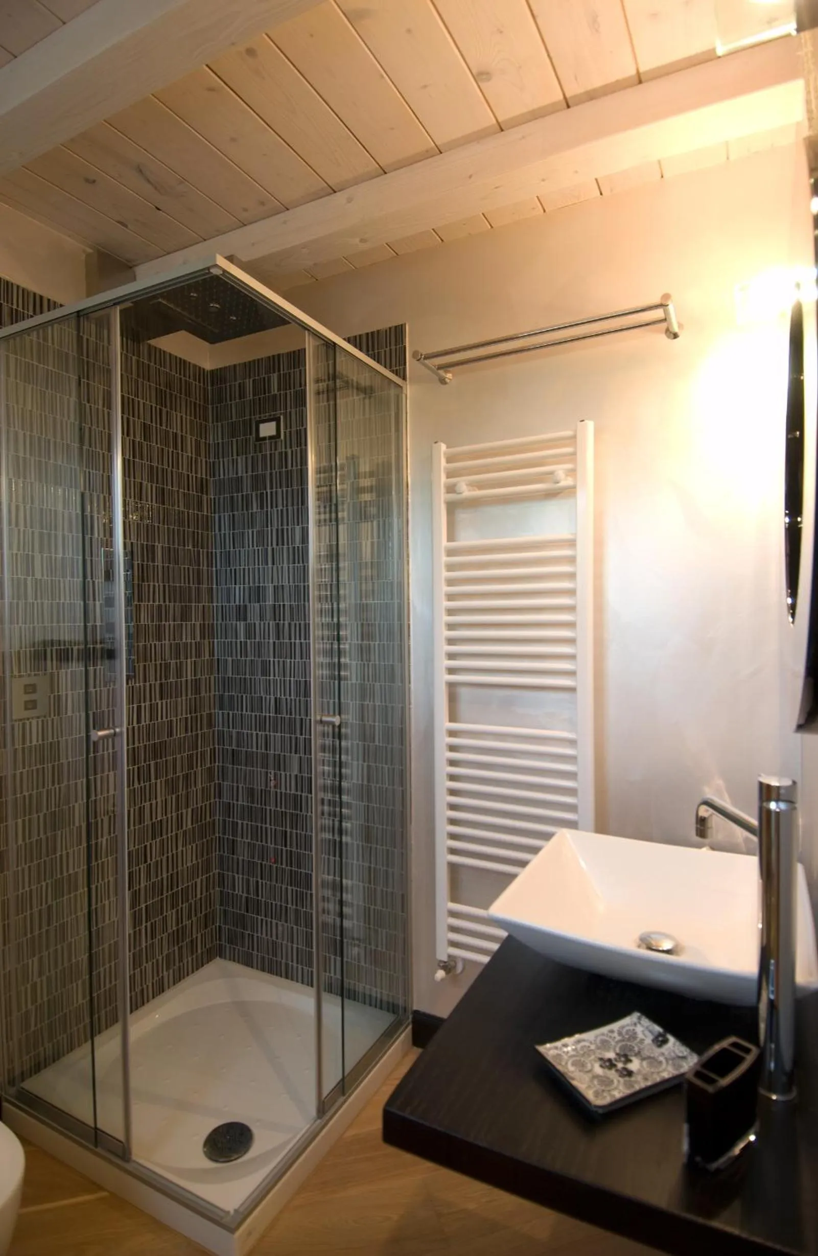 Shower in Malpassuti Resort