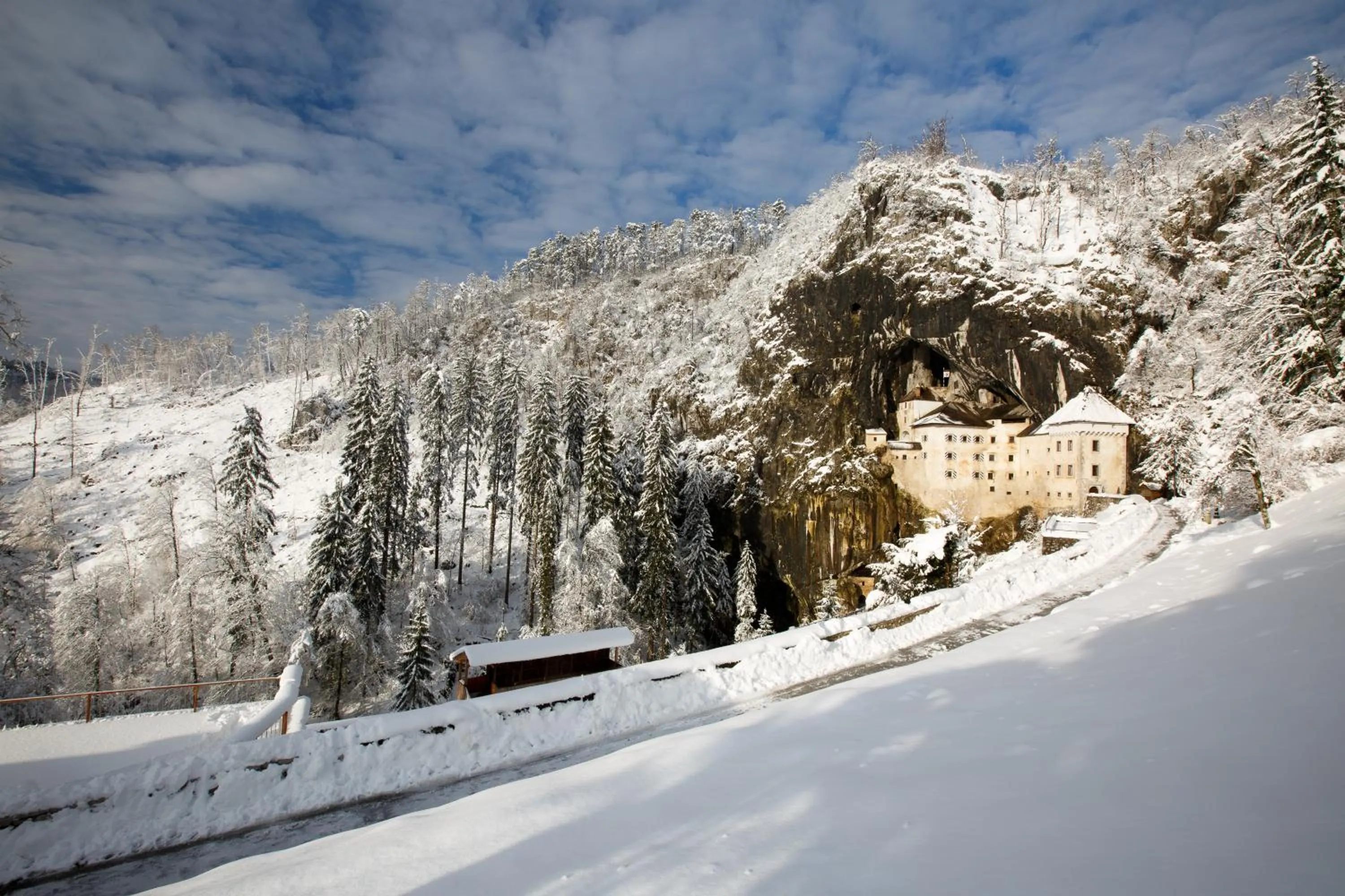 Natural landscape in Postojna Cave Hotel Jama