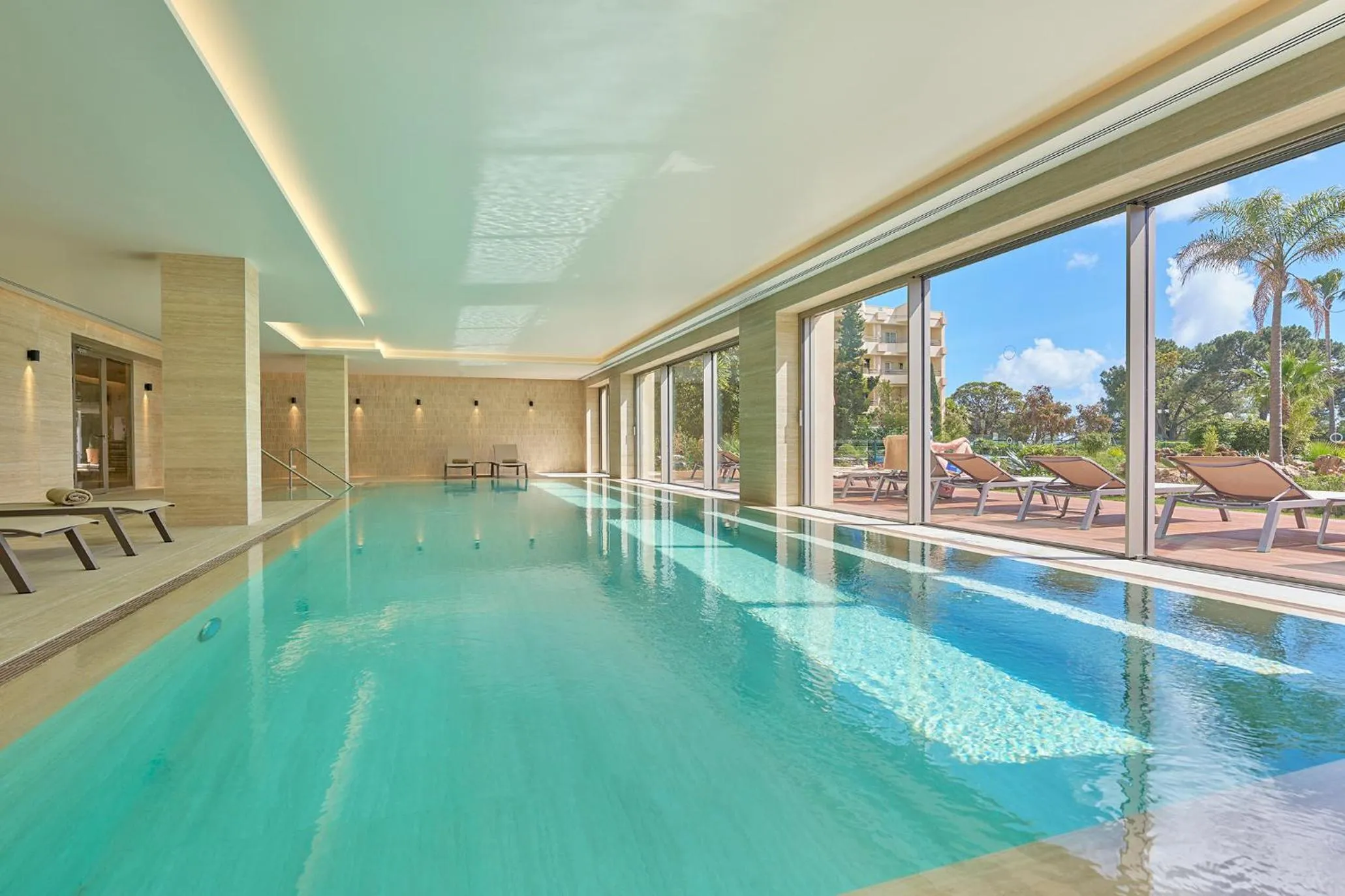 Swimming pool in PortoBay Falesia