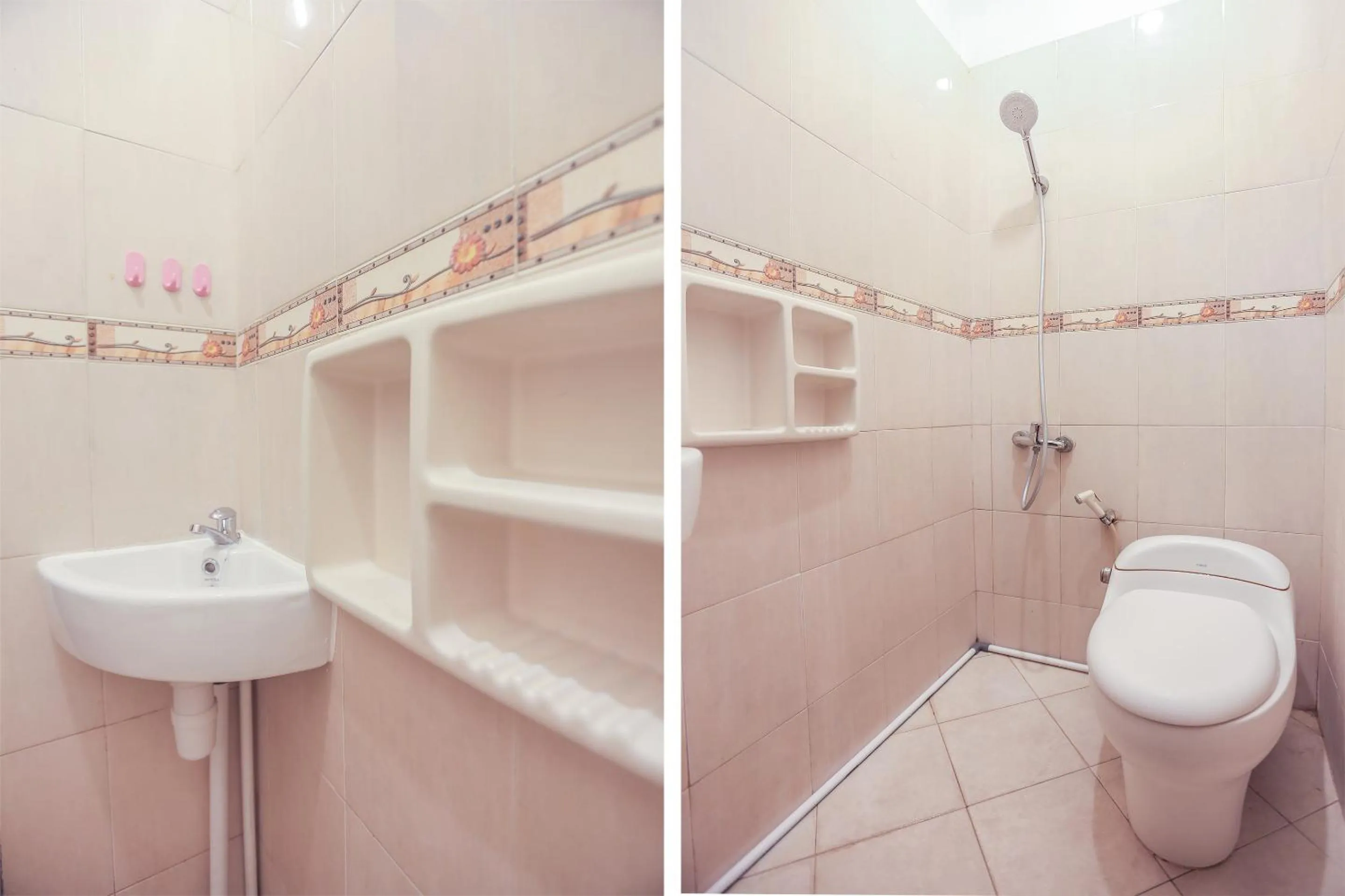 Bathroom in OYO 122 Oekude Kost