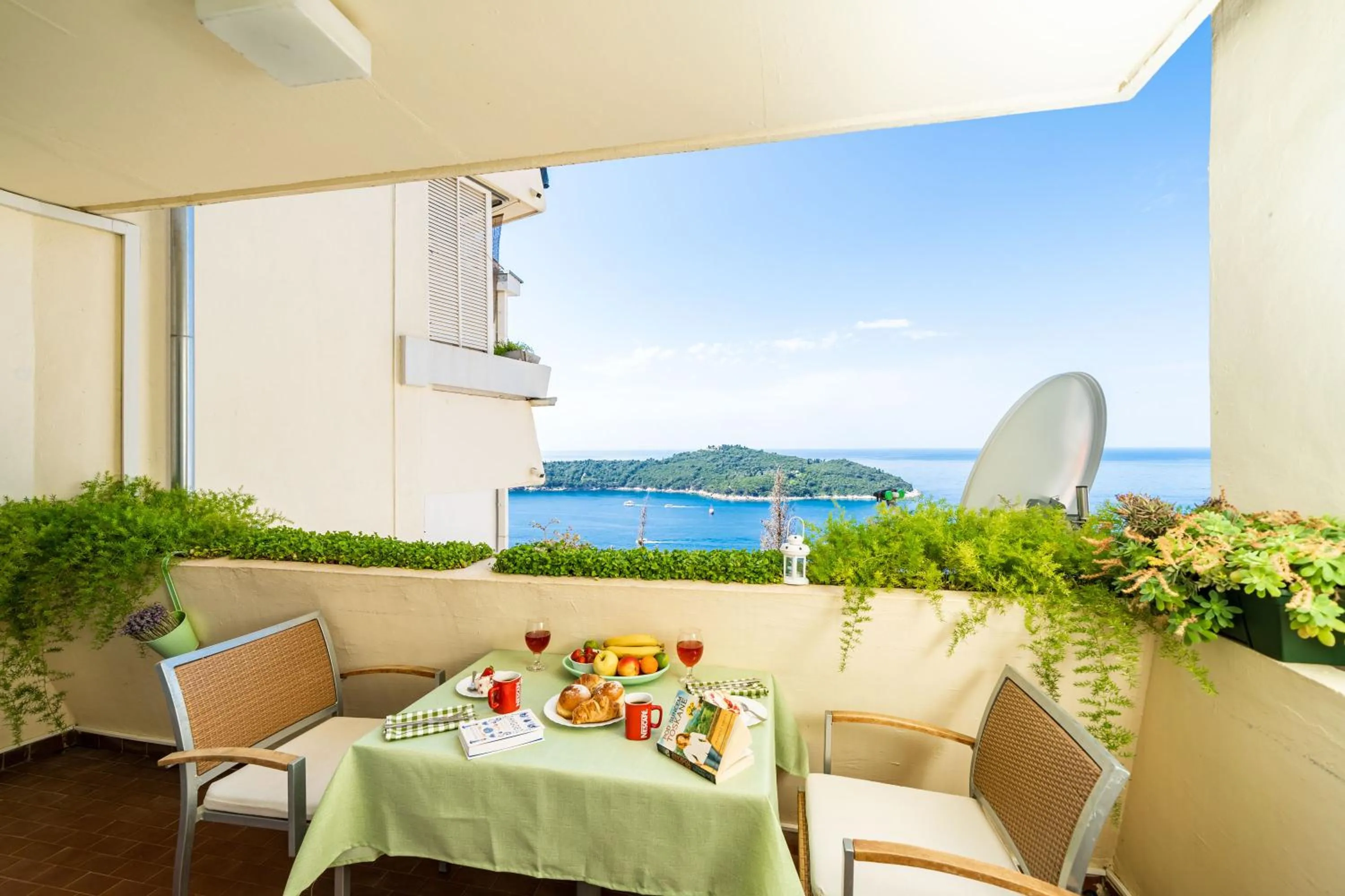 Balcony/Terrace in Apartment Bakus
