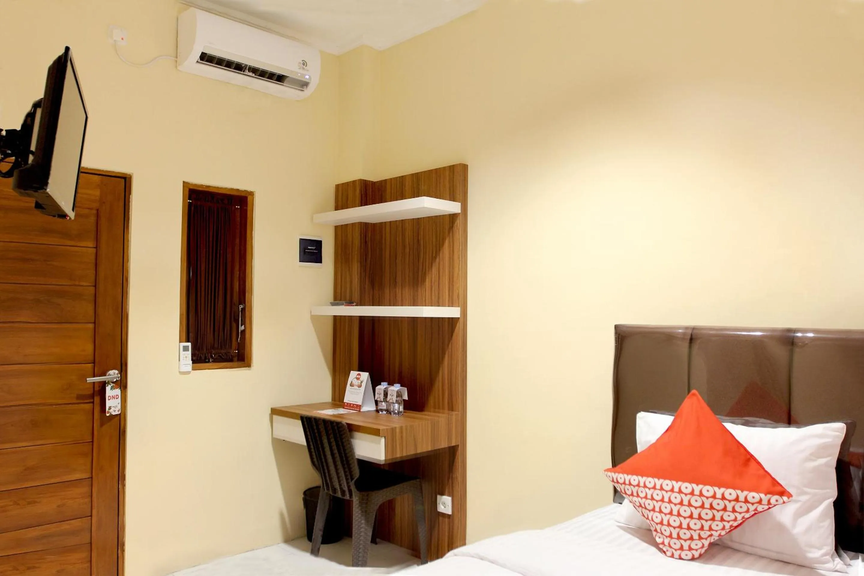 Bedroom, Bed in Hotel O Rumah Ayub Syariah