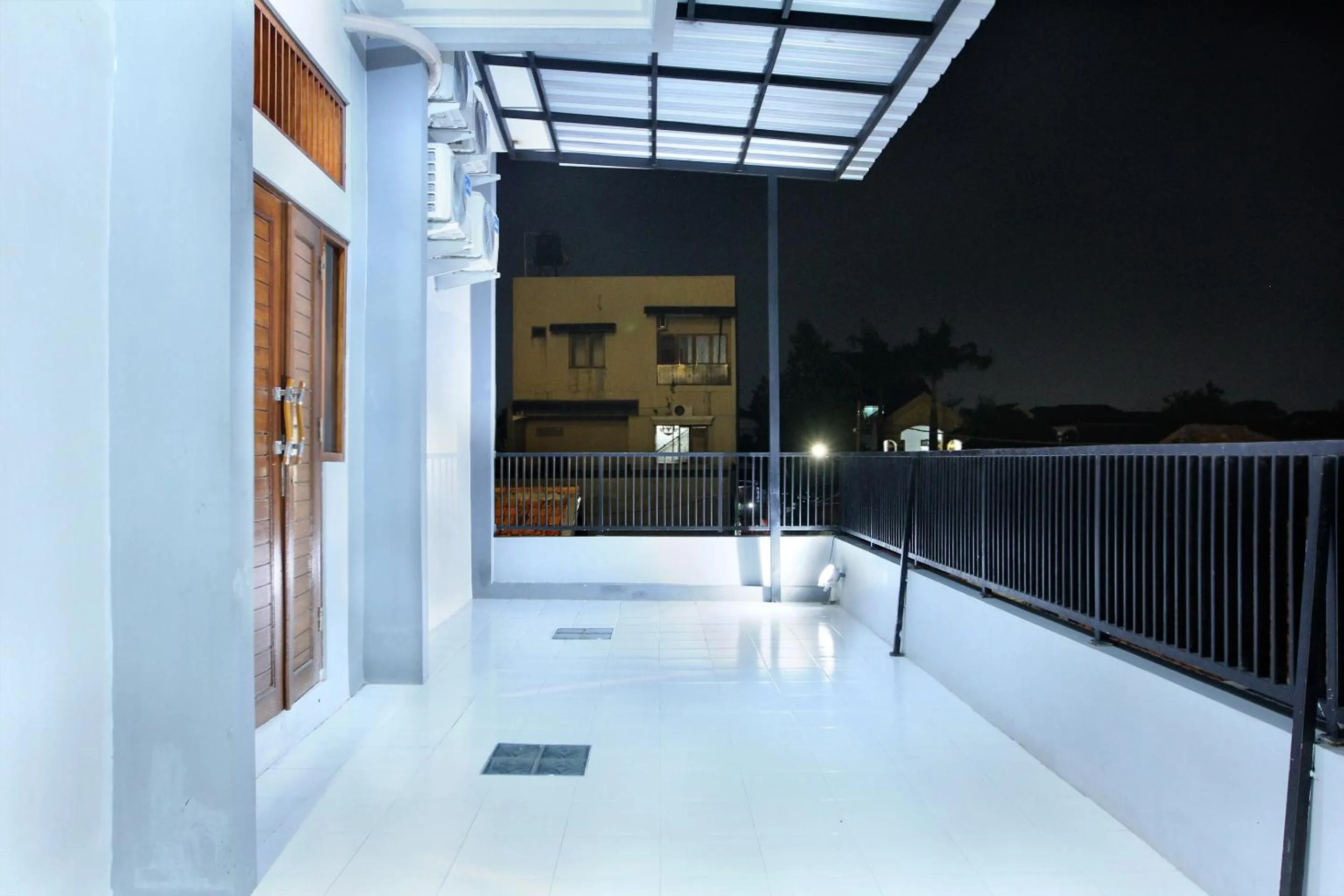 Balcony/Terrace in Hotel O Rumah Ayub Syariah