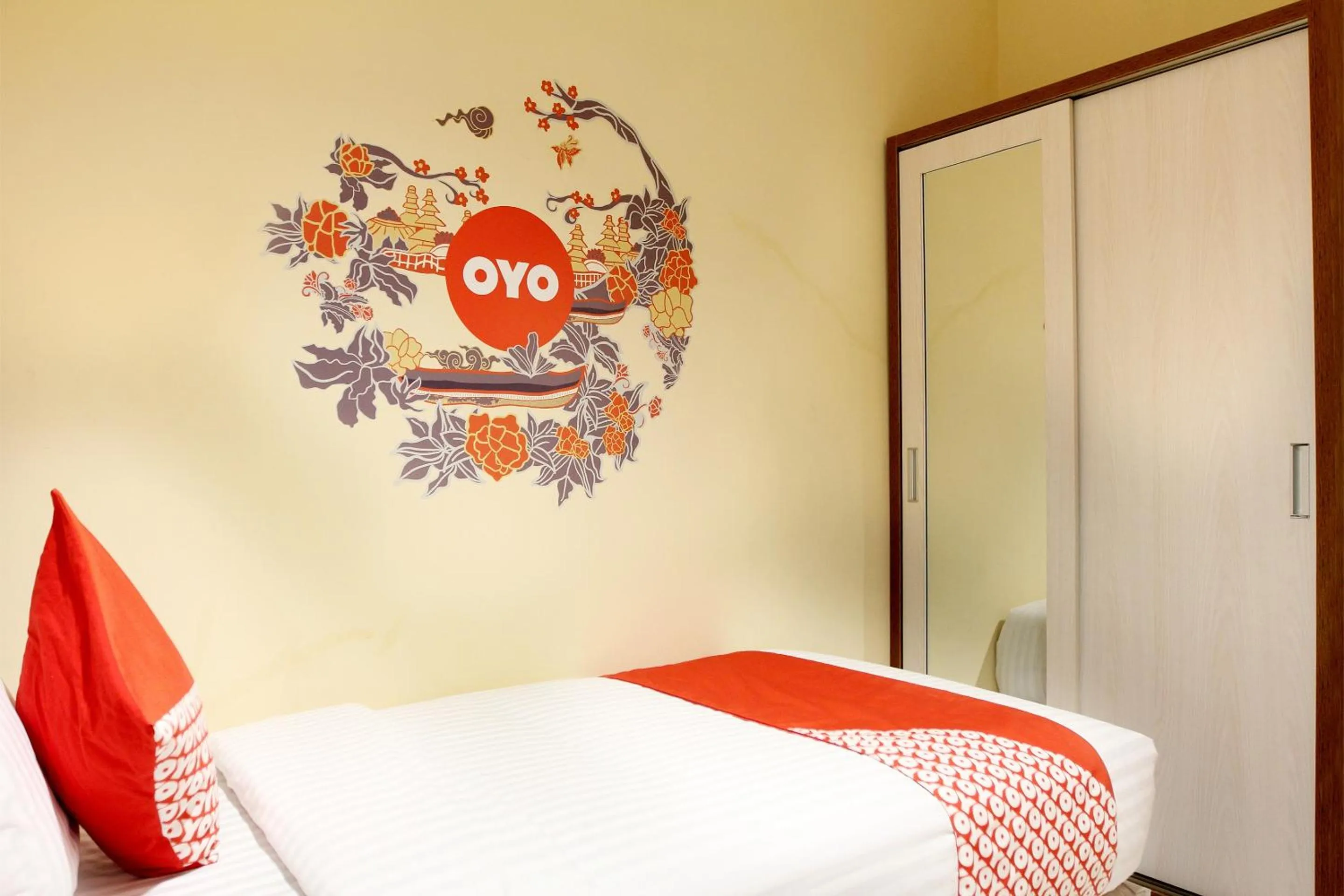 Bedroom, Bed in Hotel O Rumah Ayub Syariah