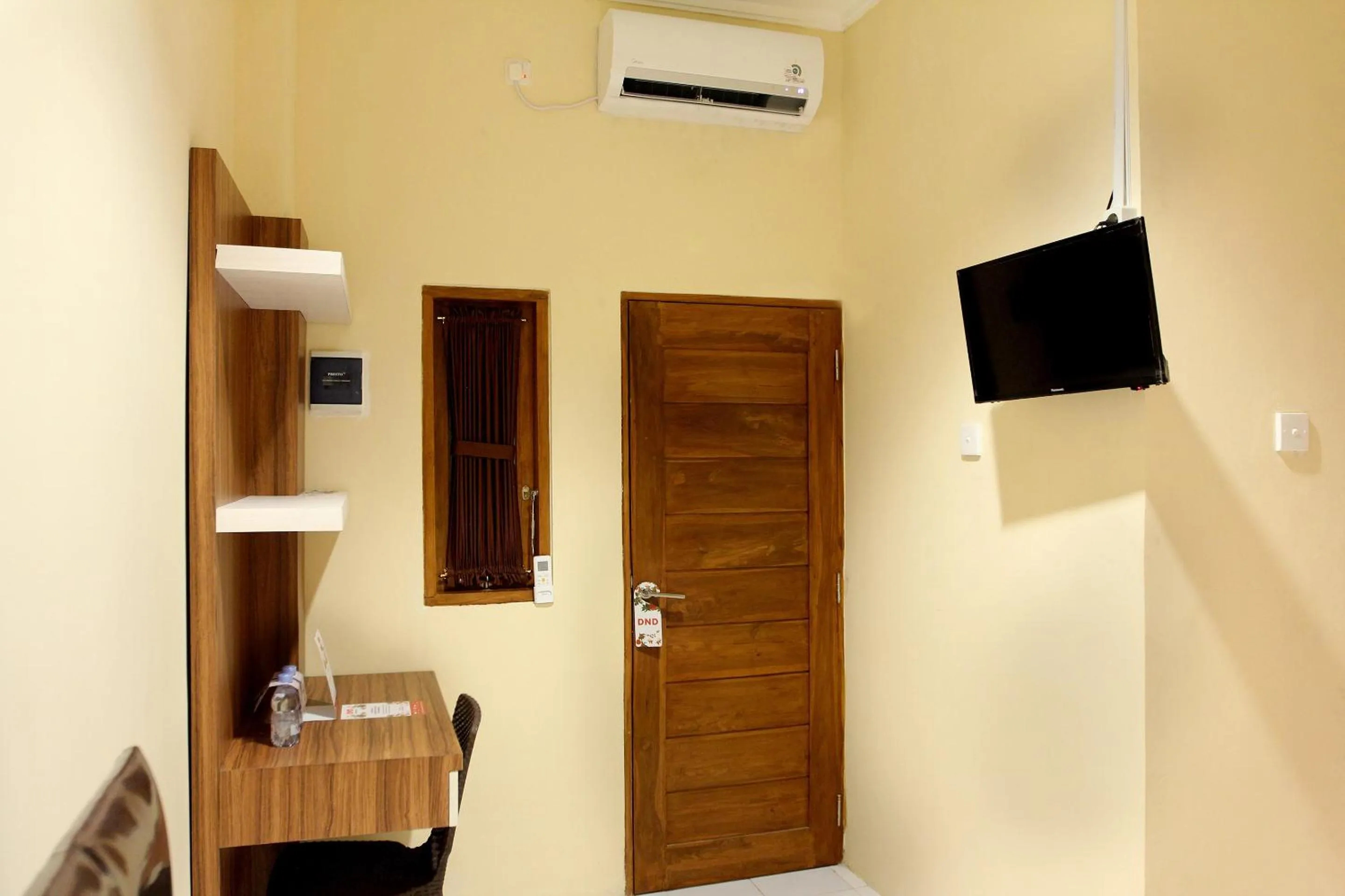 Bedroom in Hotel O Rumah Ayub Syariah