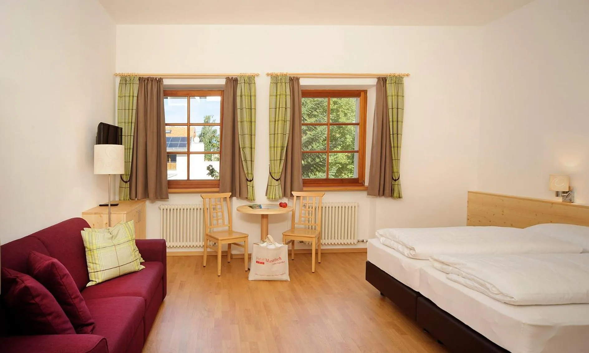 Photo of the whole room, Bed in Hotel Masatsch