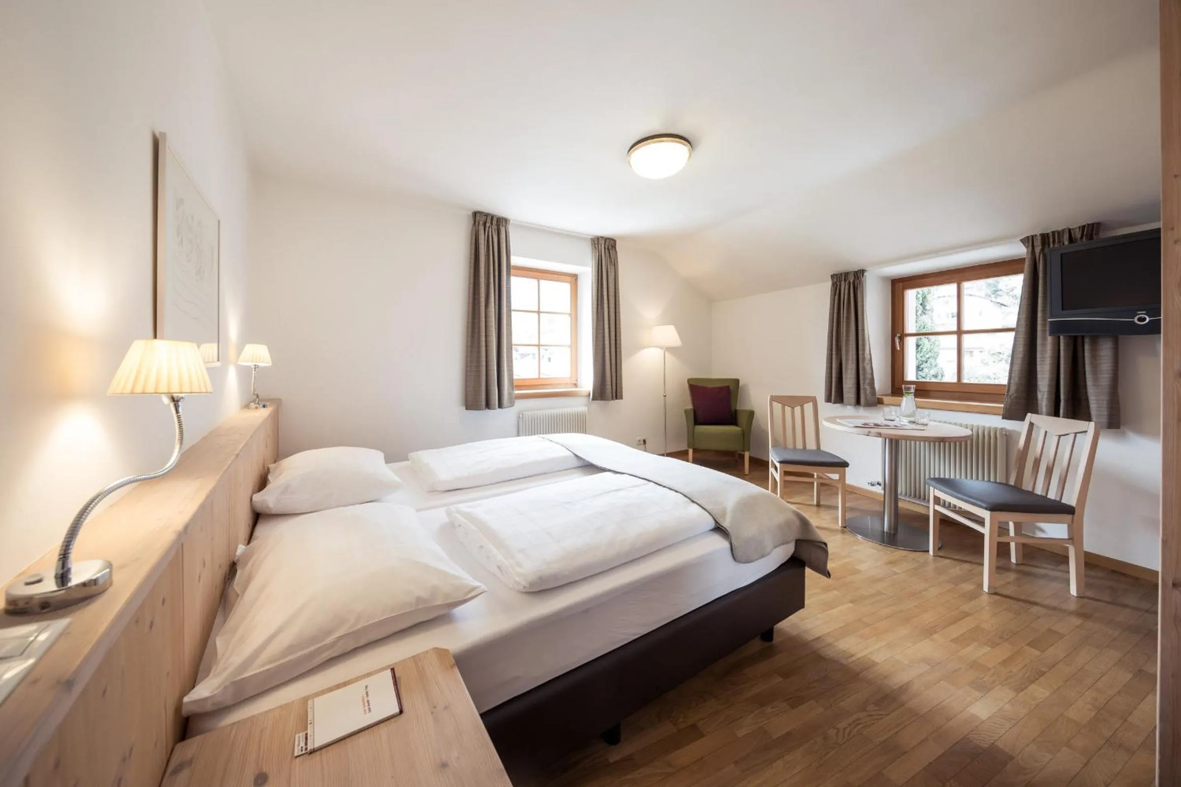 Photo of the whole room, Bed in Hotel Masatsch