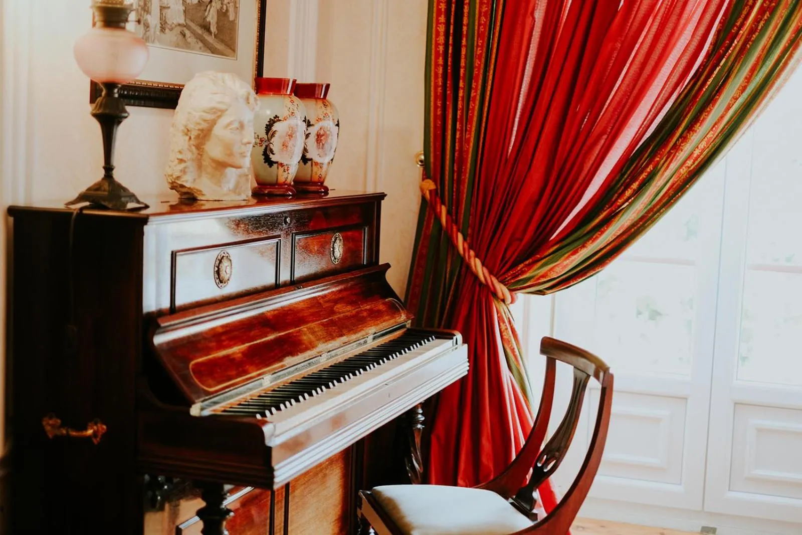 Decorative detail in Challet Fonte Nova