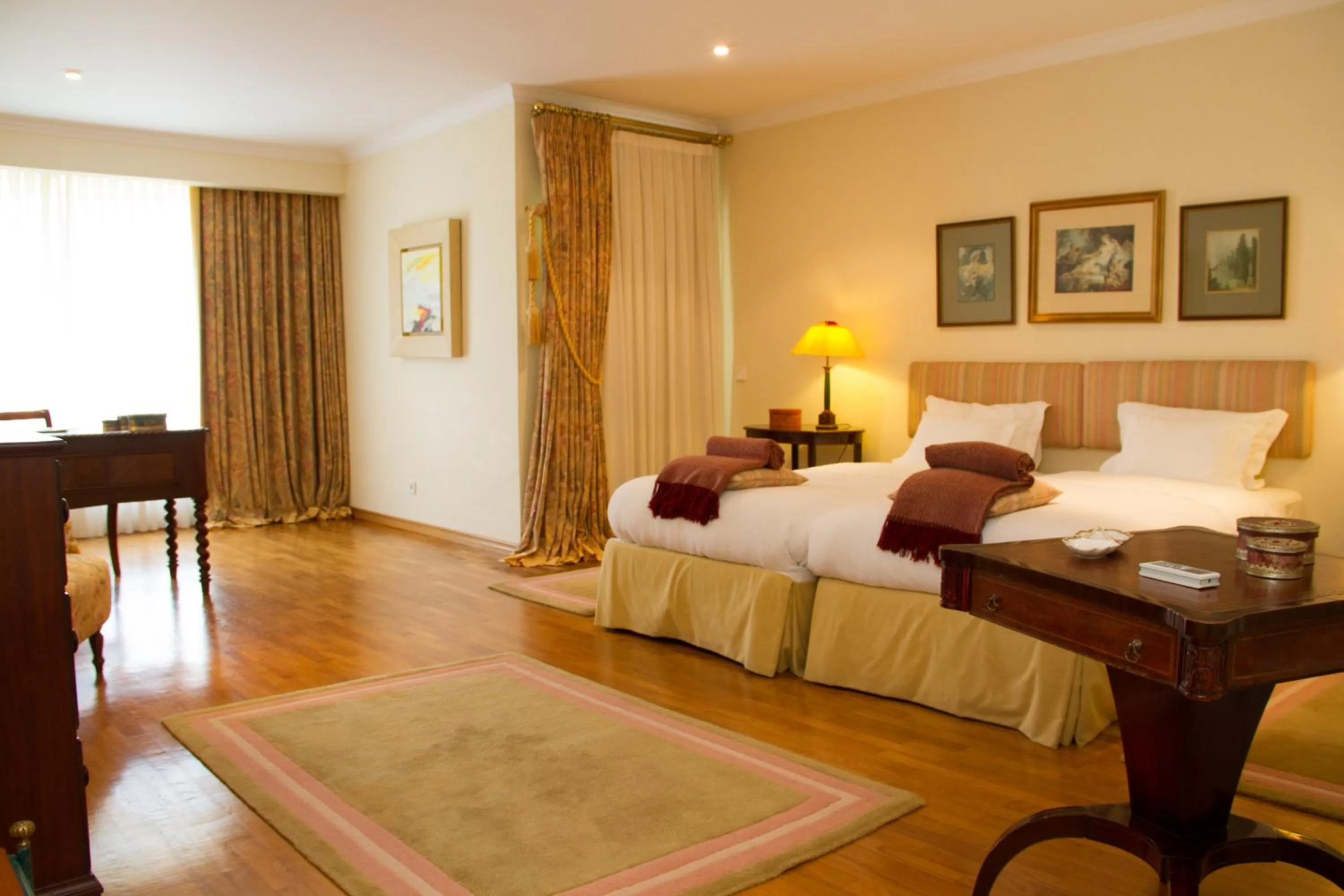 Photo of the whole room, Bed in Challet Fonte Nova