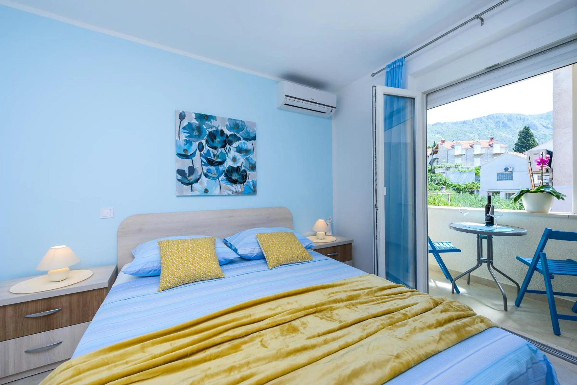 Photo of the whole room, Bed in Villa Ive