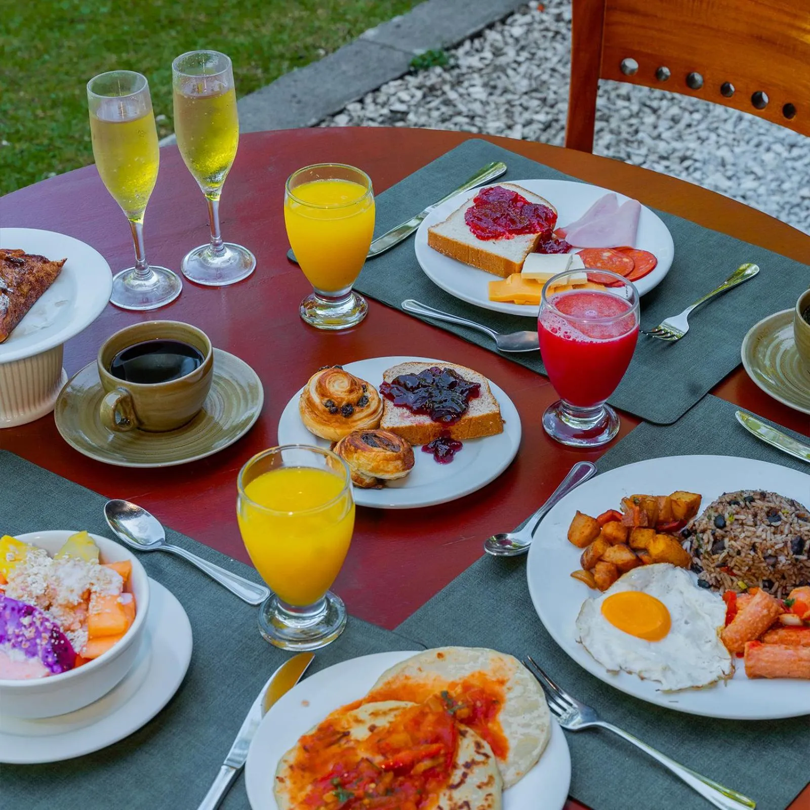 Breakfast in CC Beach Front Papagayo All Inclusive