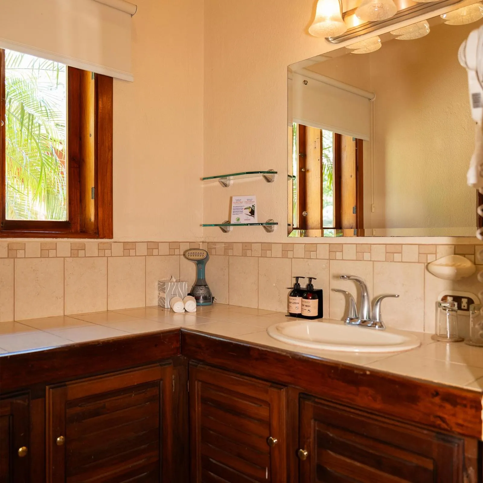 Bathroom in CC Beach Front Papagayo All Inclusive