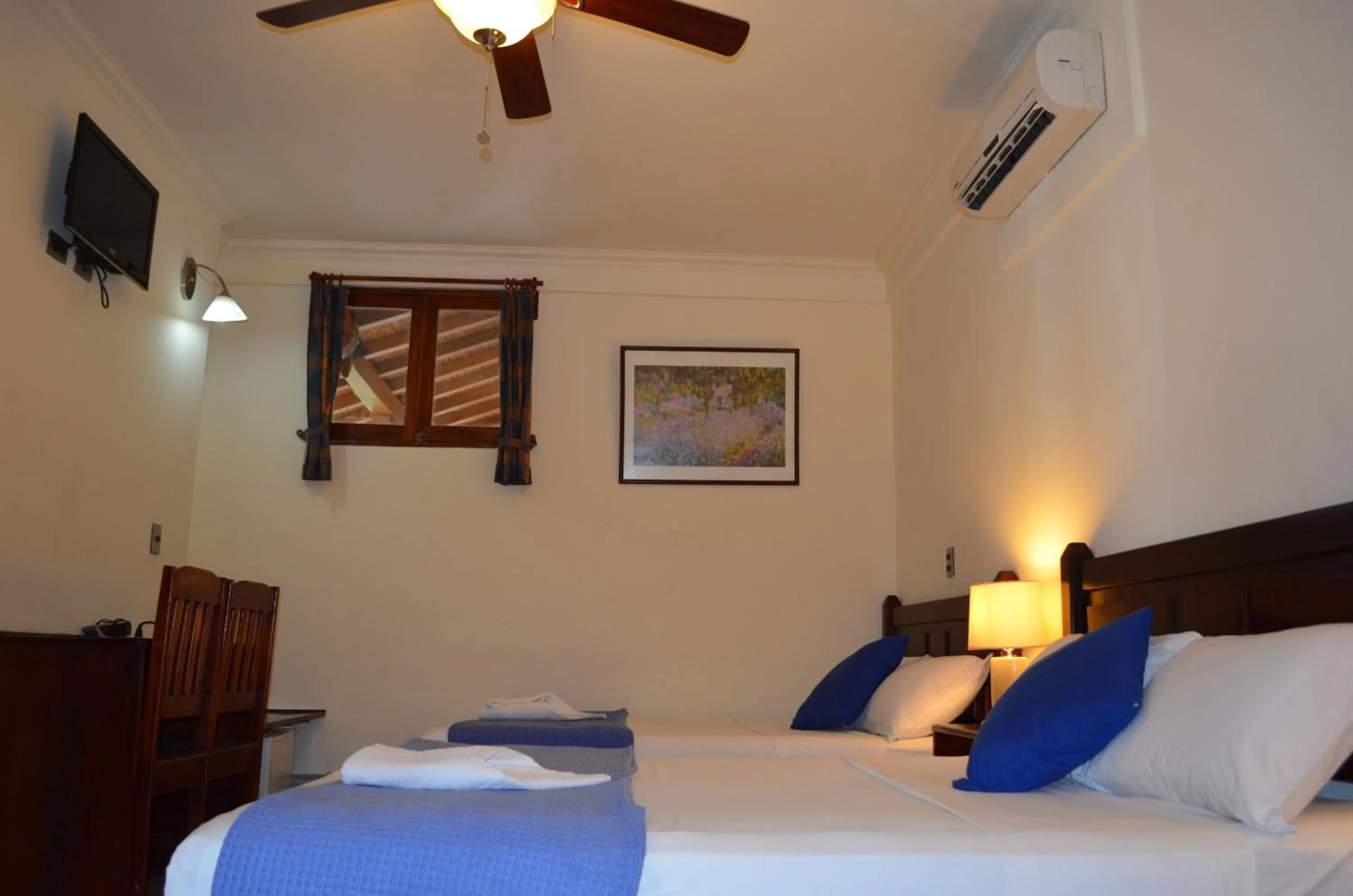 Decorative detail, Bed in El Almirante