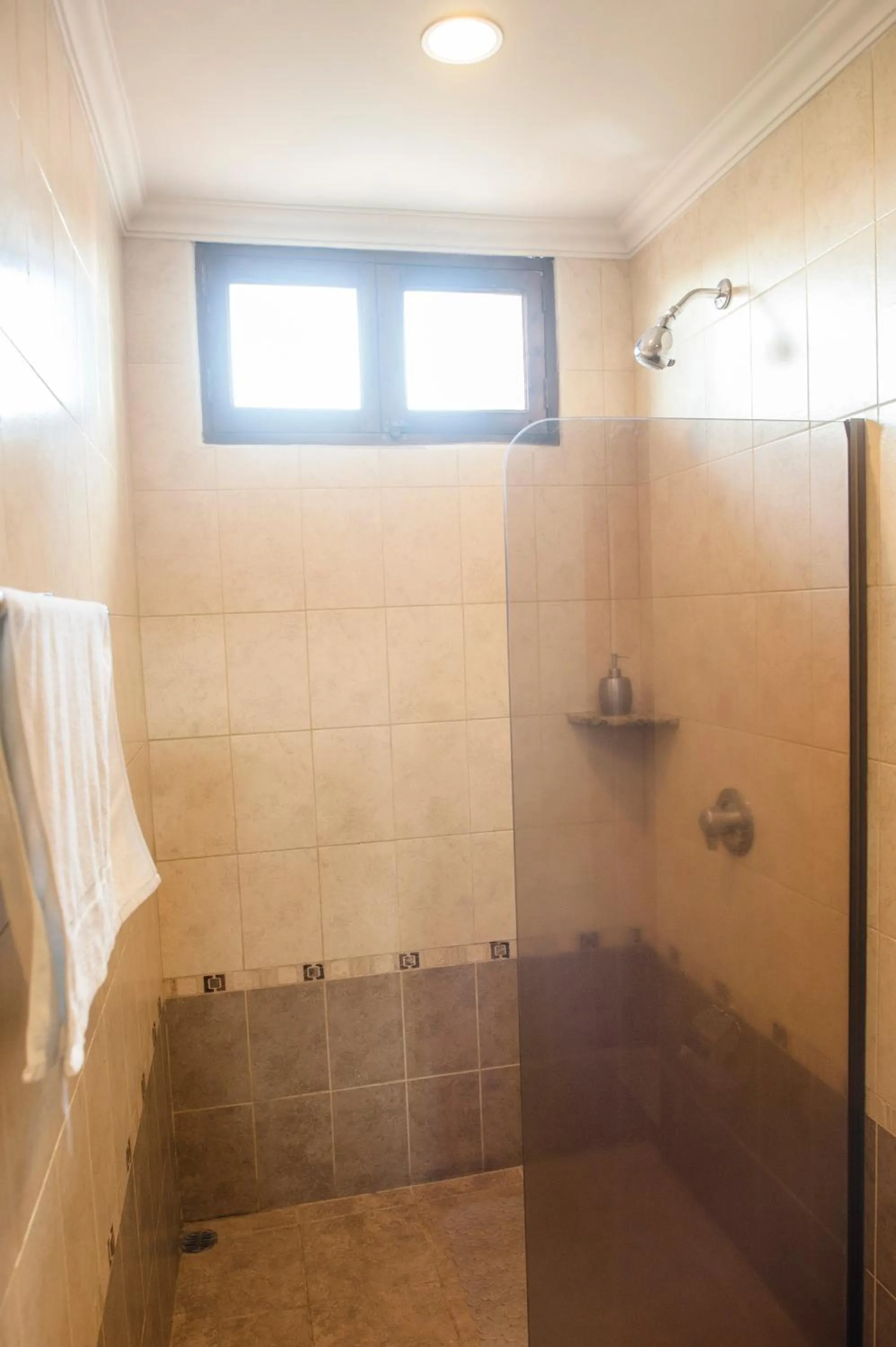 Bathroom in El Almirante