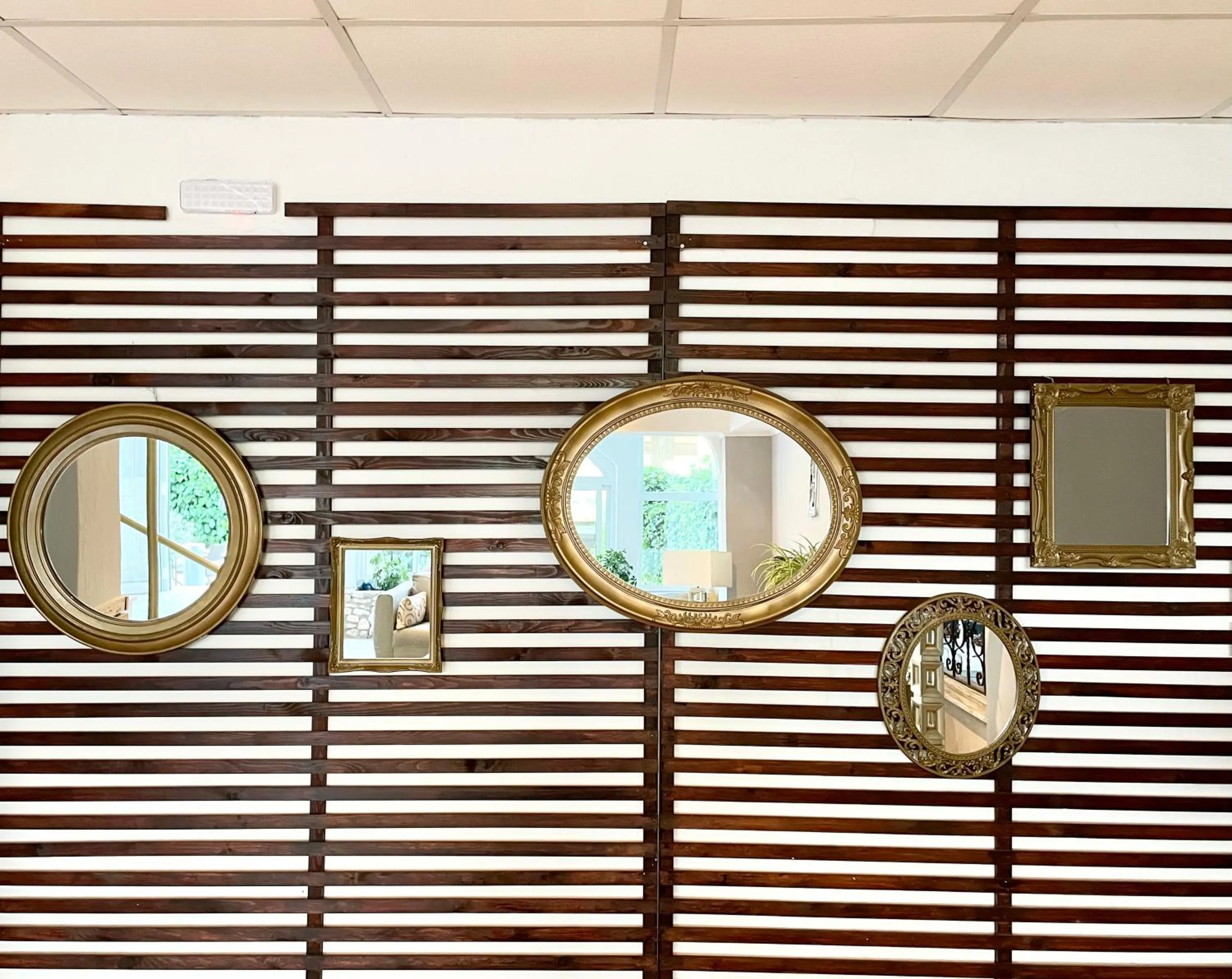 Property building in Hotel Pighi