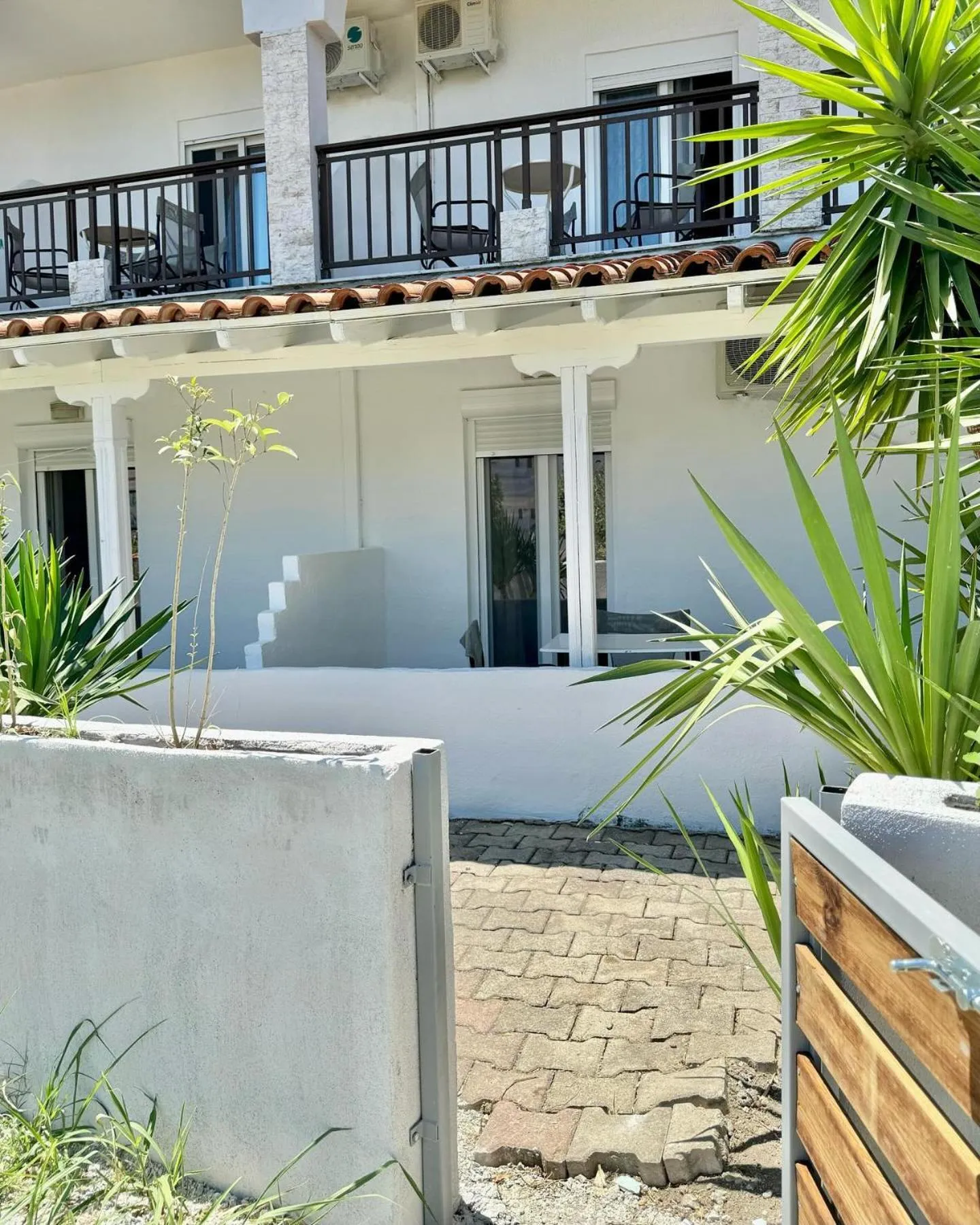 Property building in Hotel Pighi