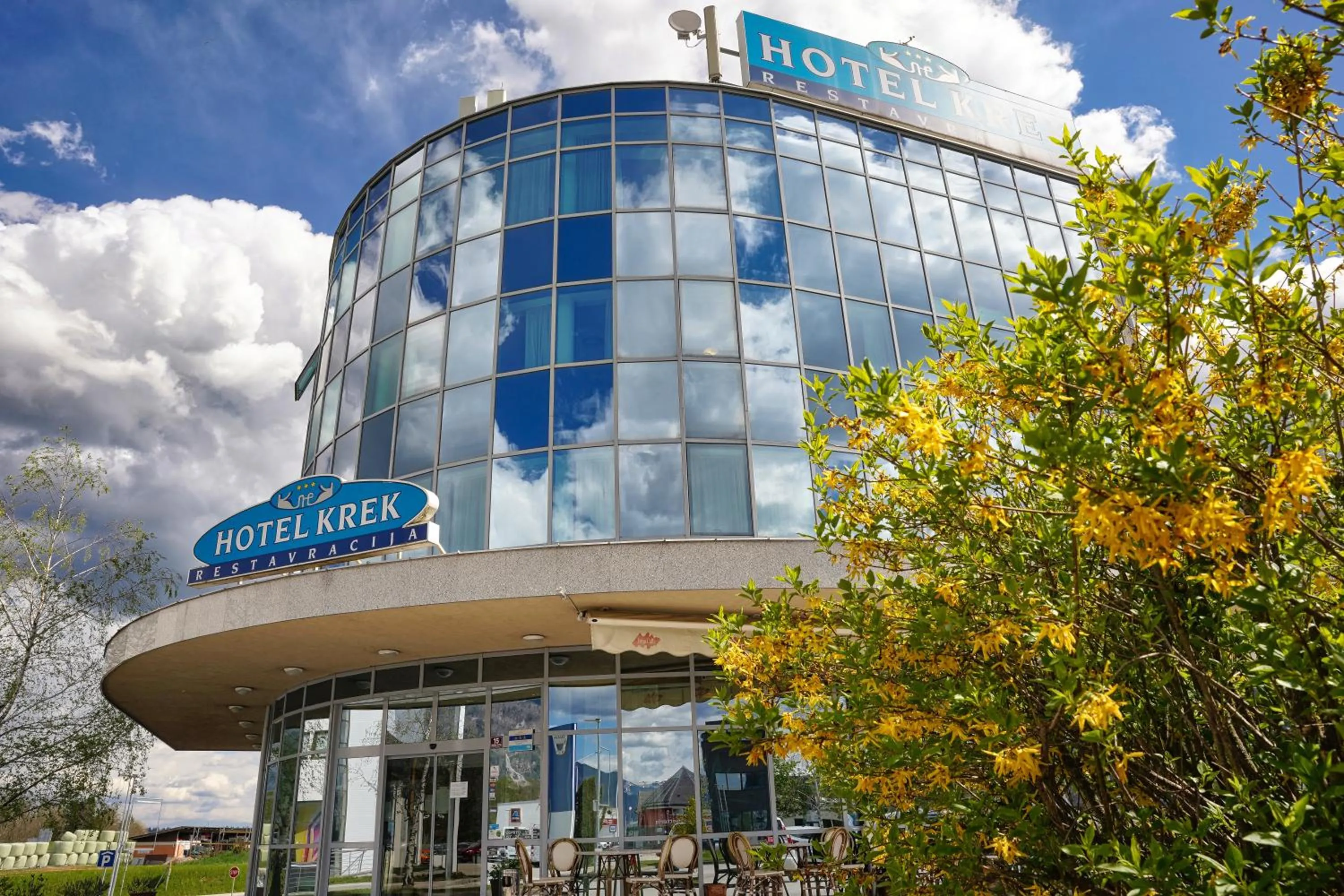 Facade/entrance in Hotel Krek Superior