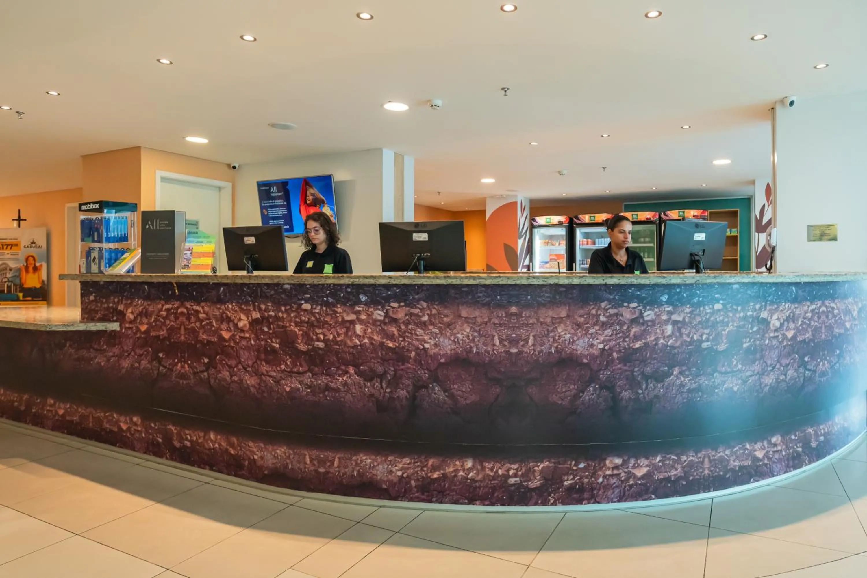 Lobby or reception in ibis Styles Manaus