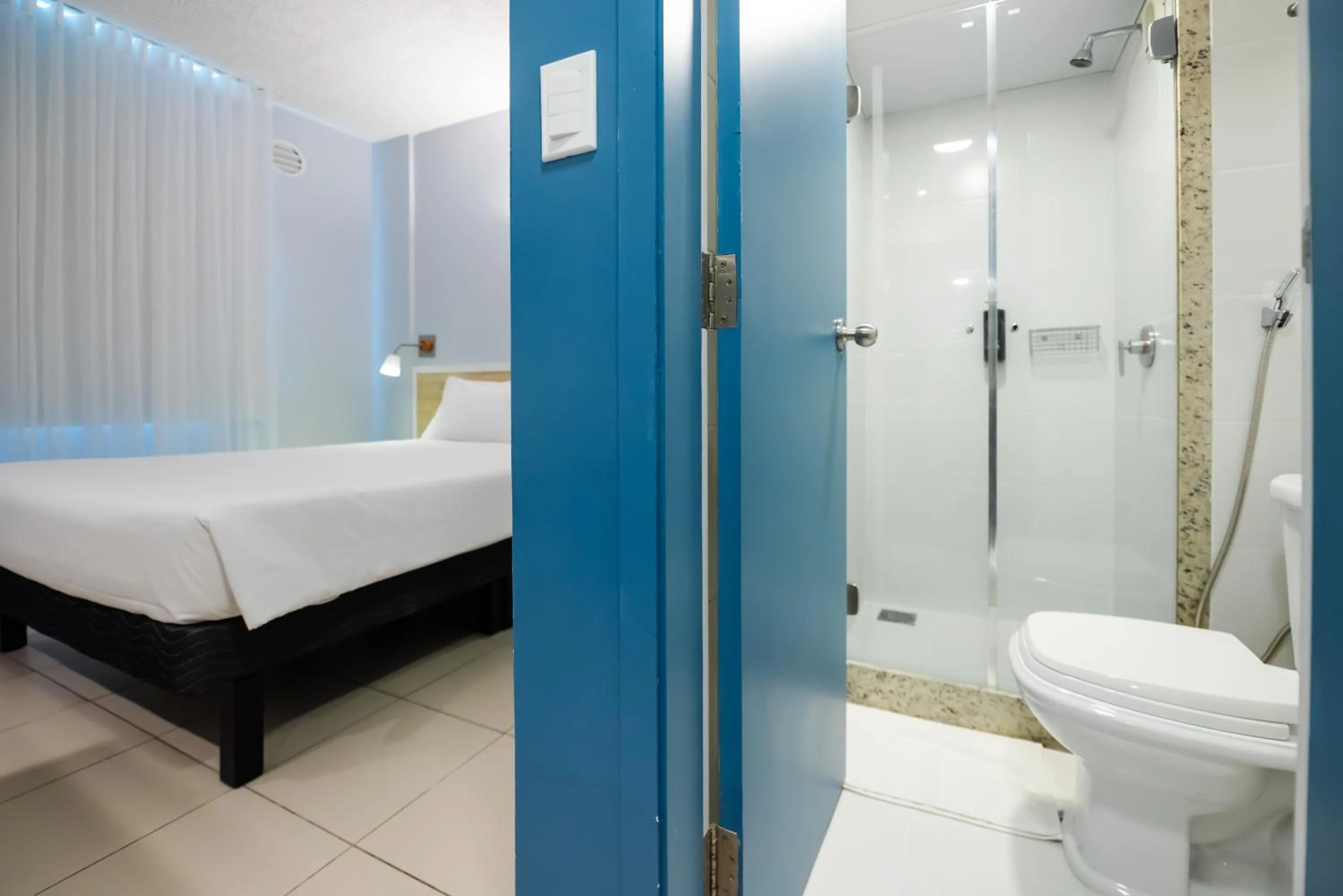 Shower in ibis Styles Manaus
