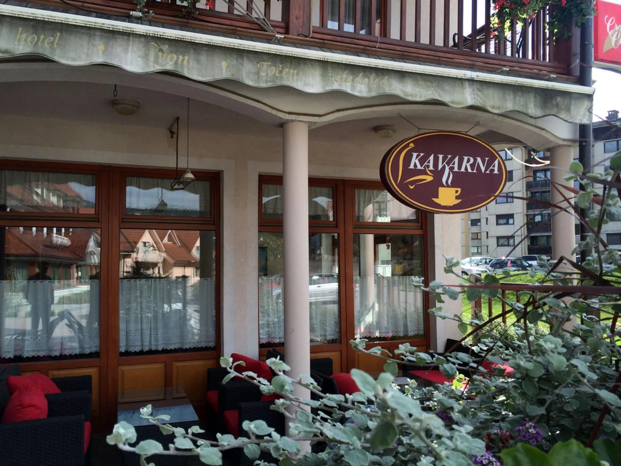 Breakfast in Garni Hotel Zvon