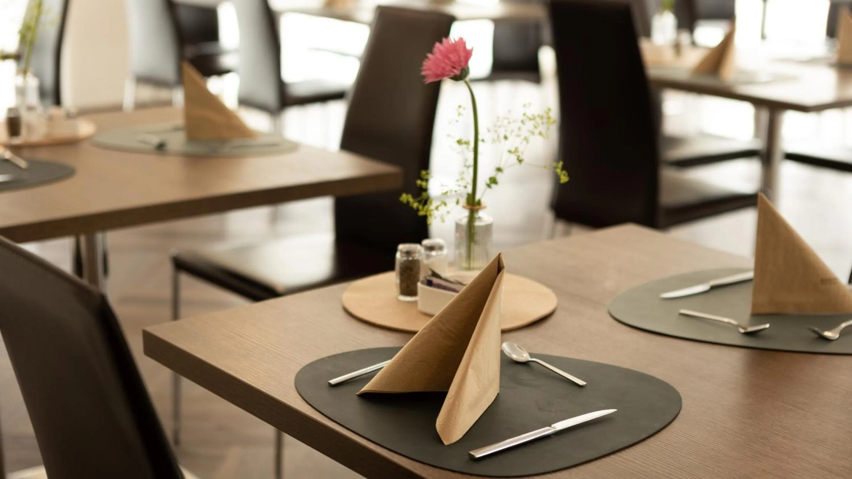 Restaurant/places to eat in Hotel Villa Laurus